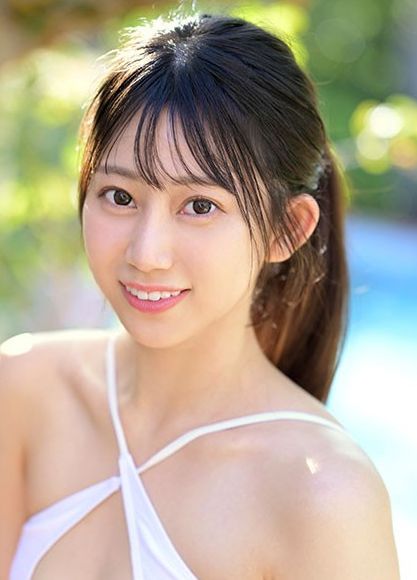 夏空梨花