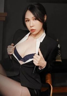 id5244Female boss seduces drunken male colleague - AV大平台-Chinese Subtitles, Adult Films, AV, China, Online Streaming