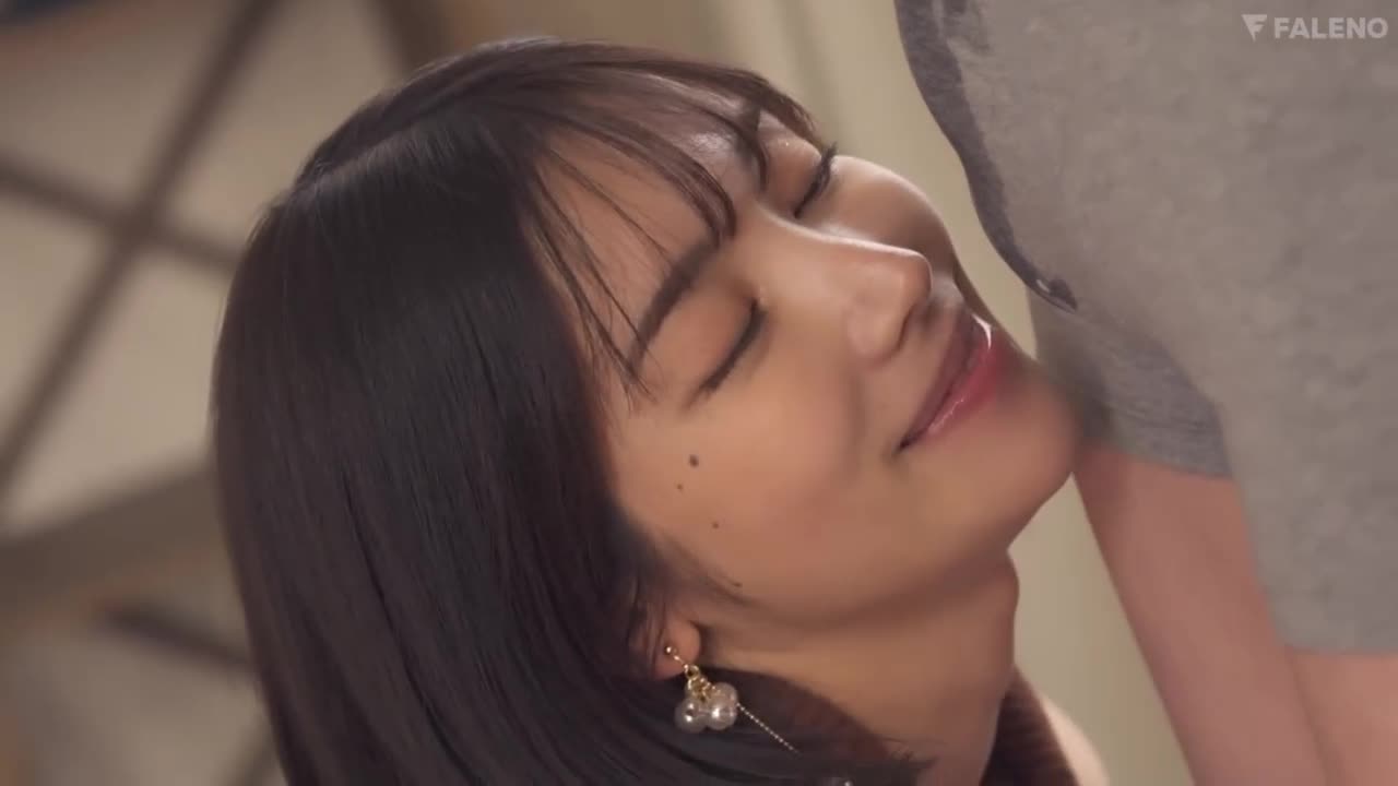 My girlfriend&#039;s older sister. She looks very cute. I can&#039;t resist the temptation. Lemon Tanaka - AV大平台-Chinese Subtitles, Adult Films, AV, China, Online Streaming