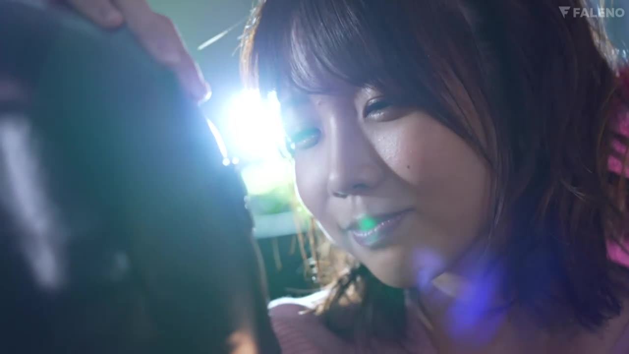 The new female employee, Makoto Toda, fights back against her sexually harassing boss by training her in a dangerous jobless riding position. - AV大平台-Chinese Subtitles, Adult Films, AV, China, Online Streaming