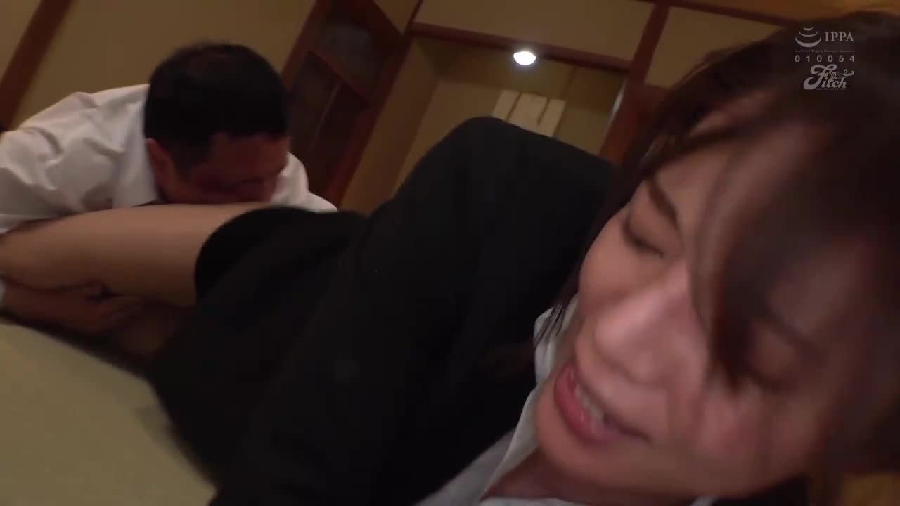 The hotel where we were on a business trip turned out to be the same roommate! Being Tortured to Death by a Disgusting Boss~The Infamous S-shaking Perverted Long Story~Tozuki Ryuisa - AV大平台-Chinese Subtitles, Adult Films, AV, China, Online Streaming