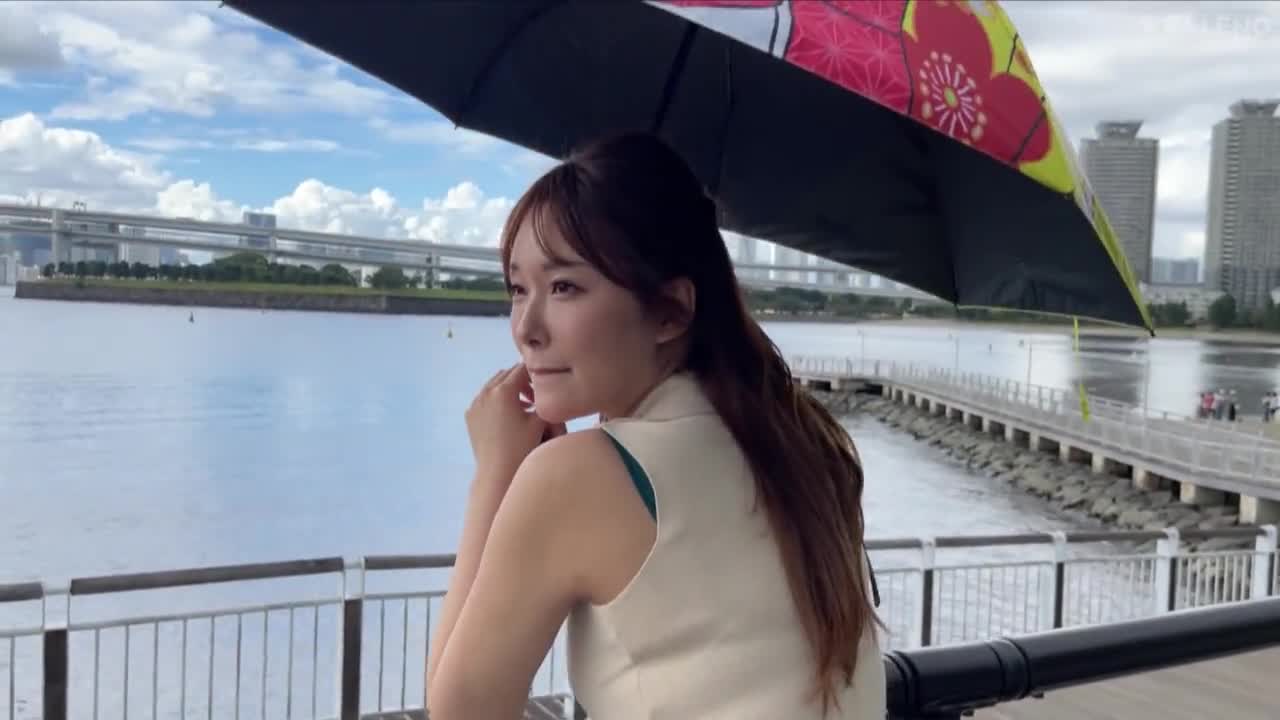 I think I will fall in love with you today. Erina goes on an overnight date without an interpreter and gets excited and has intense sex. Erina - AV大平台-Chinese Subtitles, Adult Films, AV, China, Online Streaming