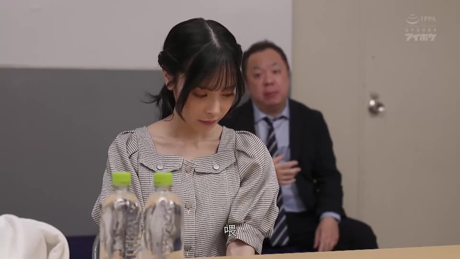 For the sake of debut...for the sake of popularity...the obedient idol is sexually gang-raped. The last idol who has been devoured as food by middle-aged uncles, Momonogi Kana - AV大平台-Chinese Subtitles, Adult Films, AV, China, Online Streaming