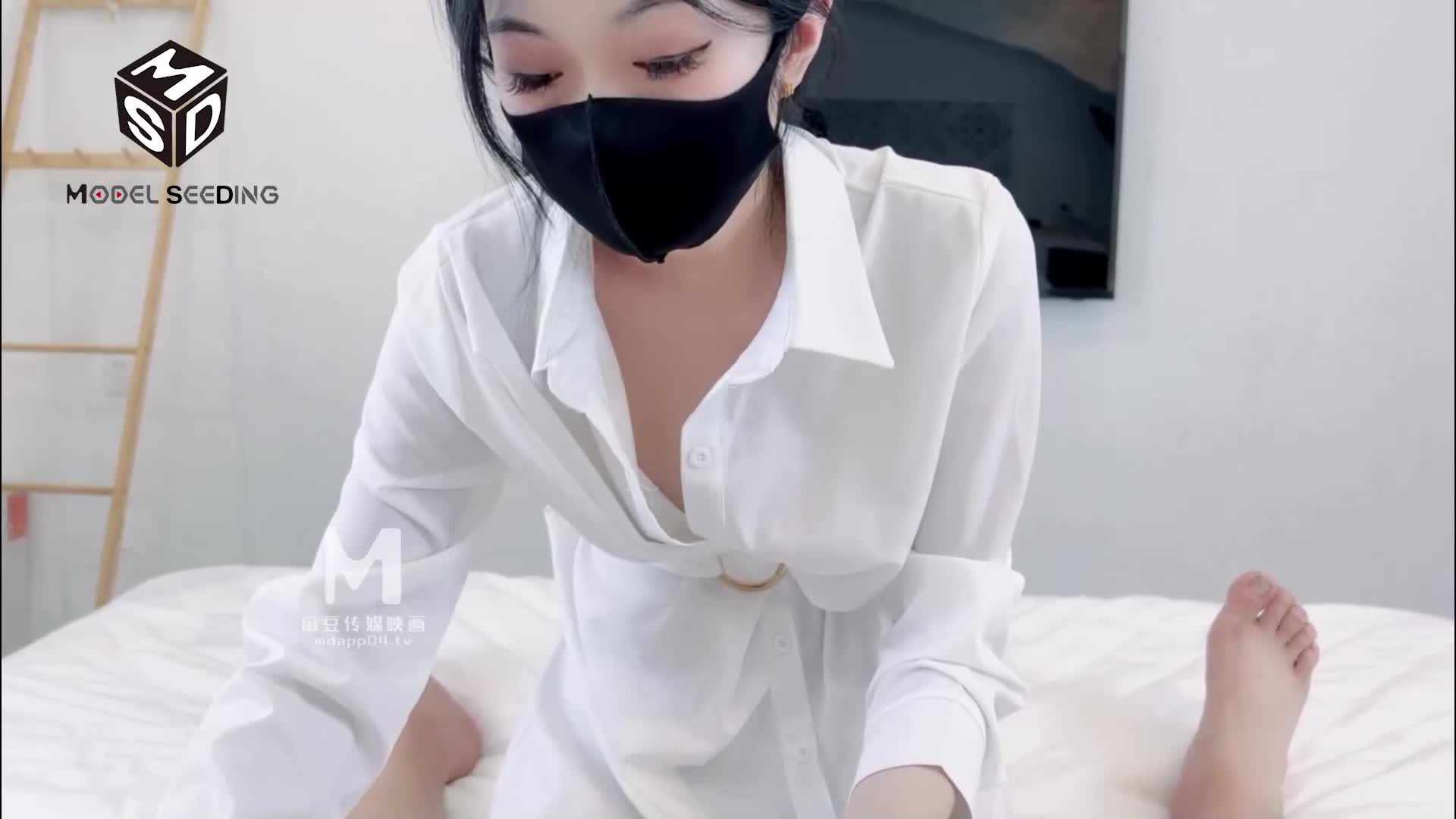 Creampie of my loli colleague, pure desire, white stockings and tender feet, enjoying - AV大平台-Chinese Subtitles, Adult Films, AV, China, Online Streaming