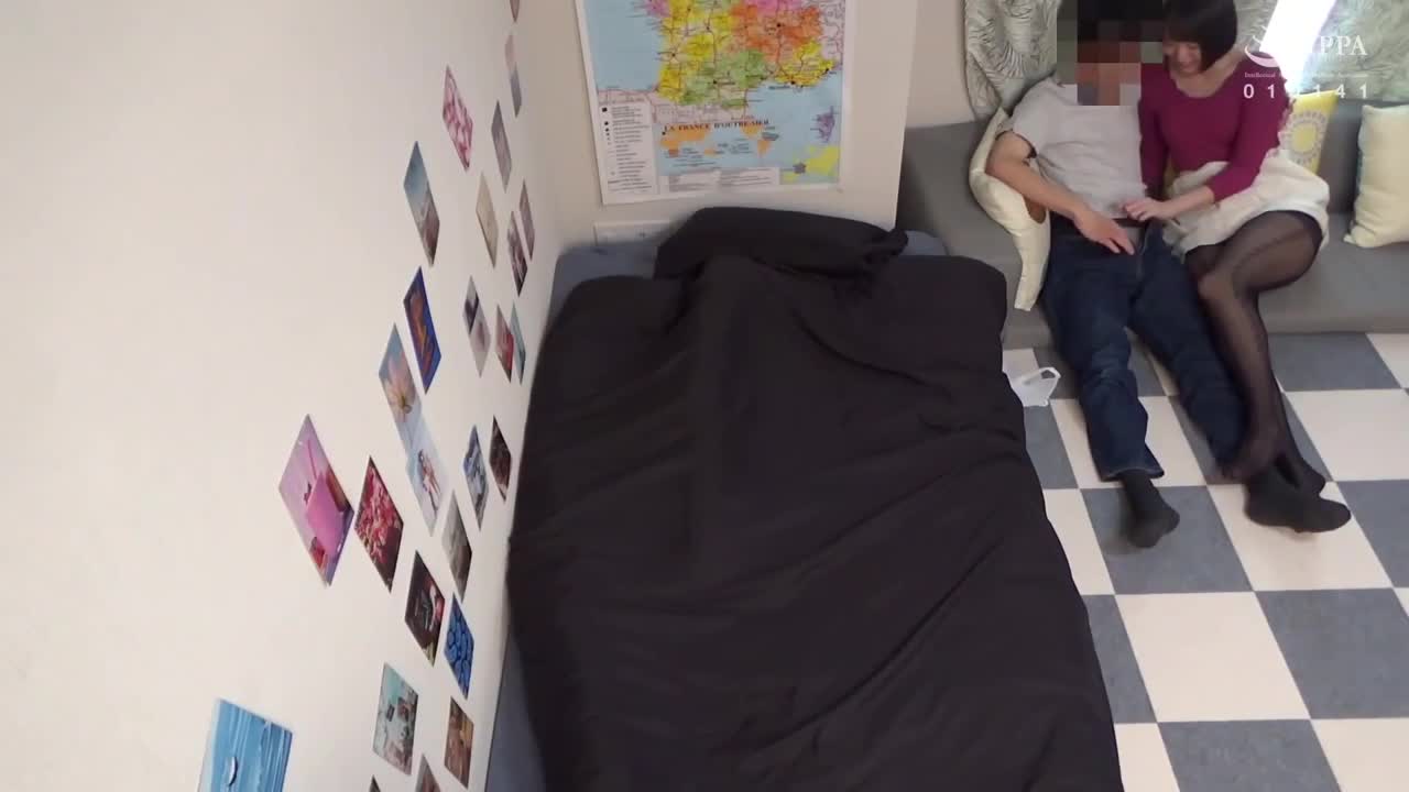 A DVD that secretly films a handsome man taking a married woman into his room and having sex with her. 009 ~I forced myself to cum inside me~ - AV大平台-Chinese Subtitles, Adult Films, AV, China, Online Streaming