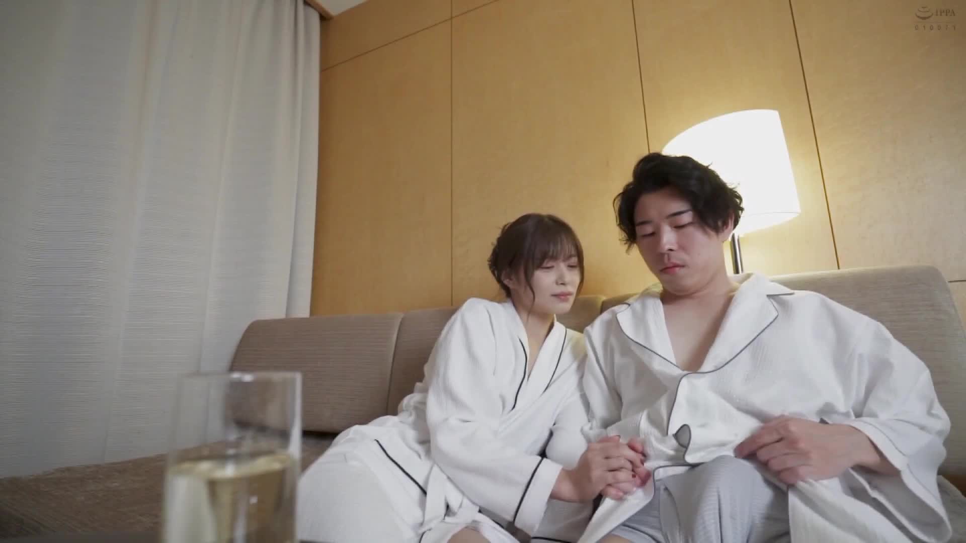 Married Woman&#039;s Petal Turning Hikaru Konno - AV大平台-Chinese Subtitles, Adult Films, AV, China, Online Streaming