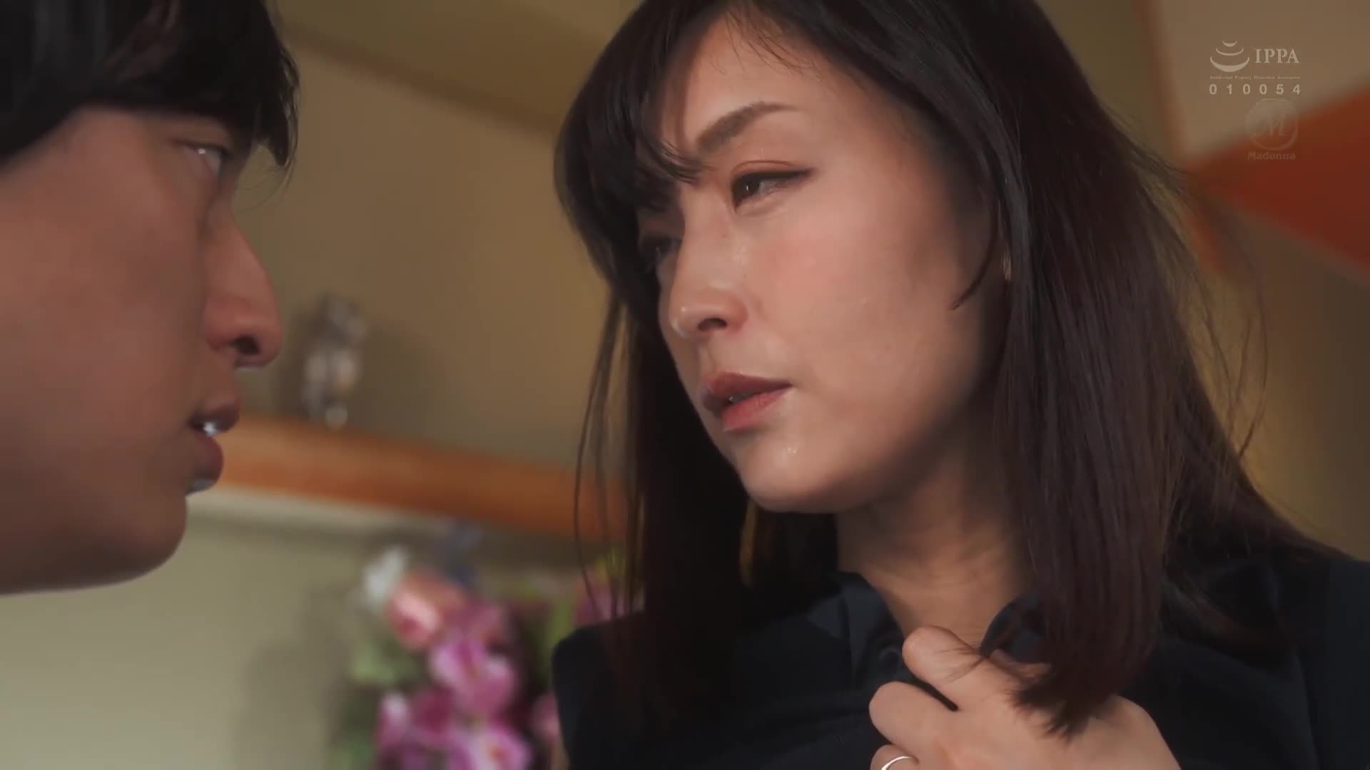 I was attracted by the voluptuous body of my stepmother who aspired to become a model... Driven by instinct, I indulged myself for a week. Yoshinaga Takko - AV大平台-Chinese Subtitles, Adult Films, AV, China, Online Streaming