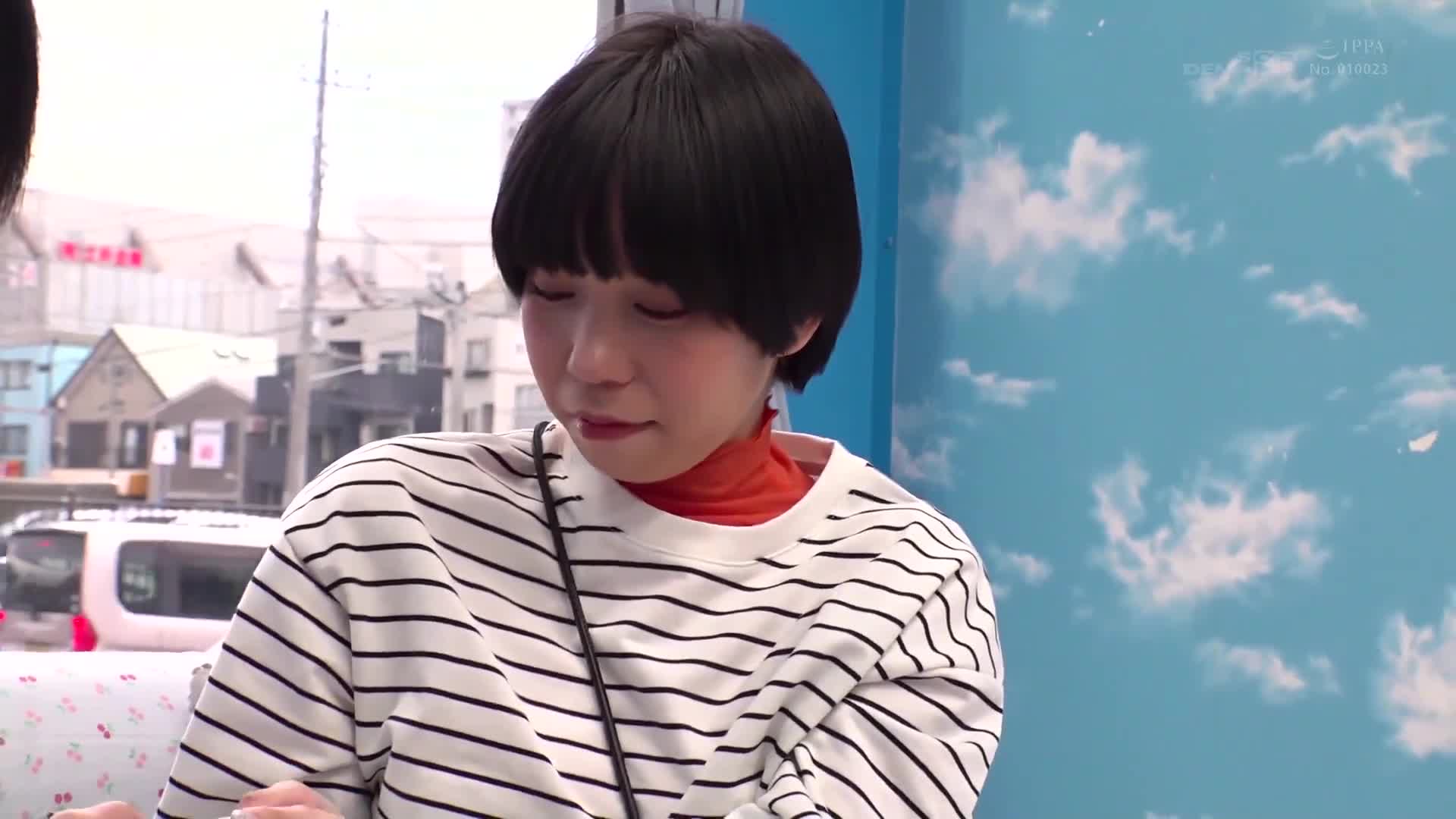「童貞くんのオナニーのお手伝いしてくれませんか…」街中で声をかけた母性溢れる優しい巨乳女子大生が童貞くんを赤面筆おろし！ - AV大平台-中文字幕,成人影片,AV,国产,线上看