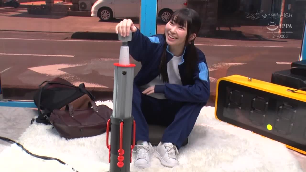 [Dance Club Aya-chan] The problem of incontinence magic mirror is directly pushed to the crotch! The goal is to get 100 presses using the Squat &quot;Electric Massager&quot; Counter! A female student came back... - AV大平台-Chinese Subtitles, Adult Films, AV, China, Online Streaming