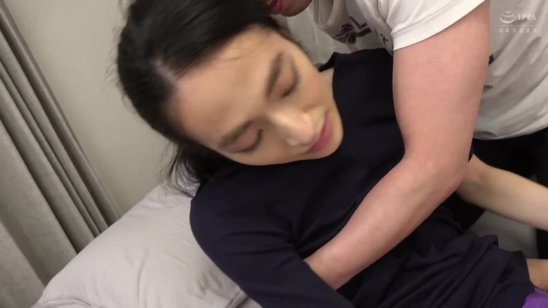 Incest drama! It feels so good… The relationship between a transgender son and his family is absolutely unacceptable… - AV大平台-Chinese Subtitles, Adult Films, AV, China, Online Streaming