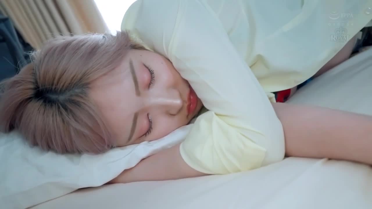 My penis and lips melted in the sweet tongue kiss riding position, being sweetly trained by the slutty girl Chunyang Menghua - AV大平台-Chinese Subtitles, Adult Films, AV, China, Online Streaming