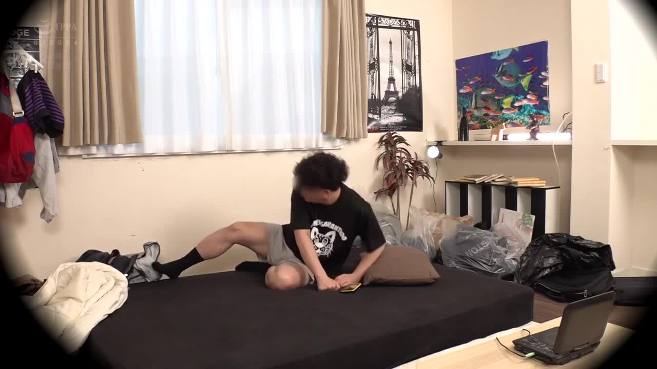 While watching AV at high volume, the beautiful neighbor&#039;s wife came to complain. I showed my big erect penis, which made her aroused, so I let my husband who was out hear the sound of his wife&#039;s orga... - AV大平台-Chinese Subtitles, Adult Films, AV, China, Online Streaming