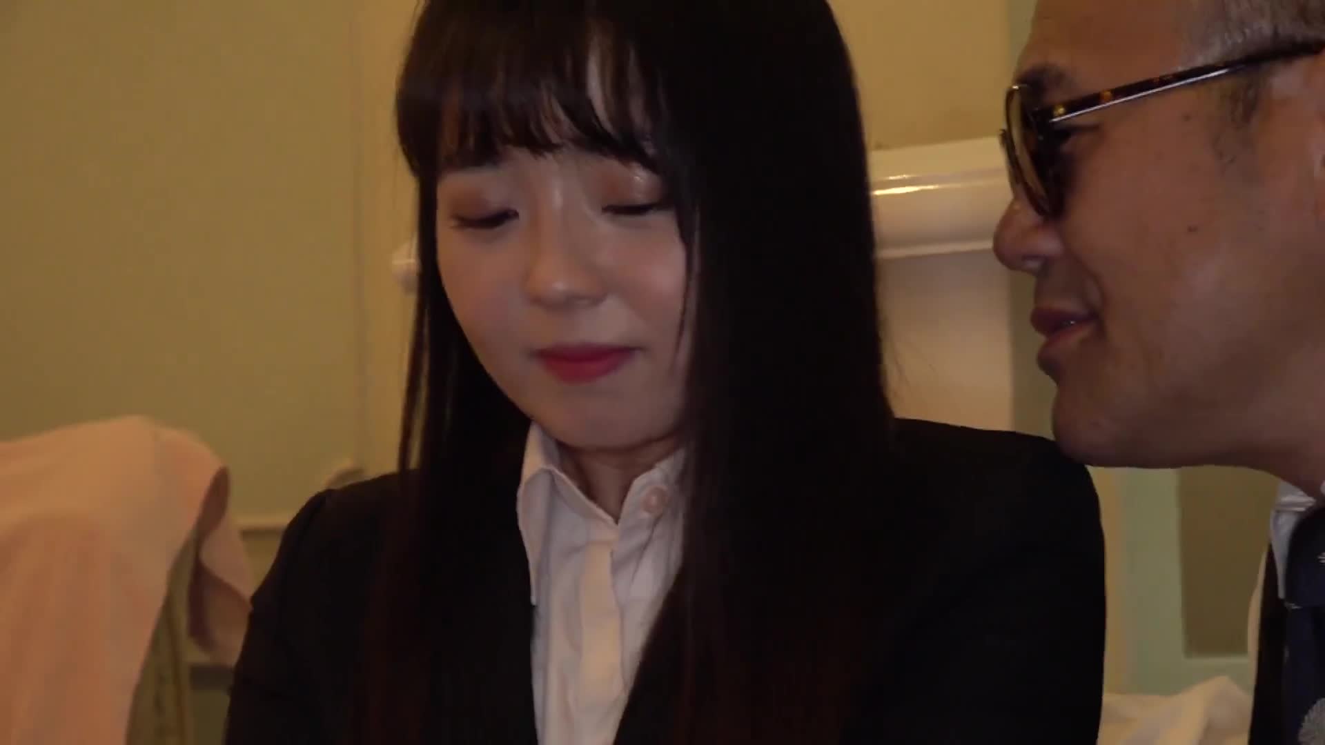 Perverted Interviewer: Obedient and Masochistic Female Version - AV大平台-Chinese Subtitles, Adult Films, AV, China, Online Streaming
