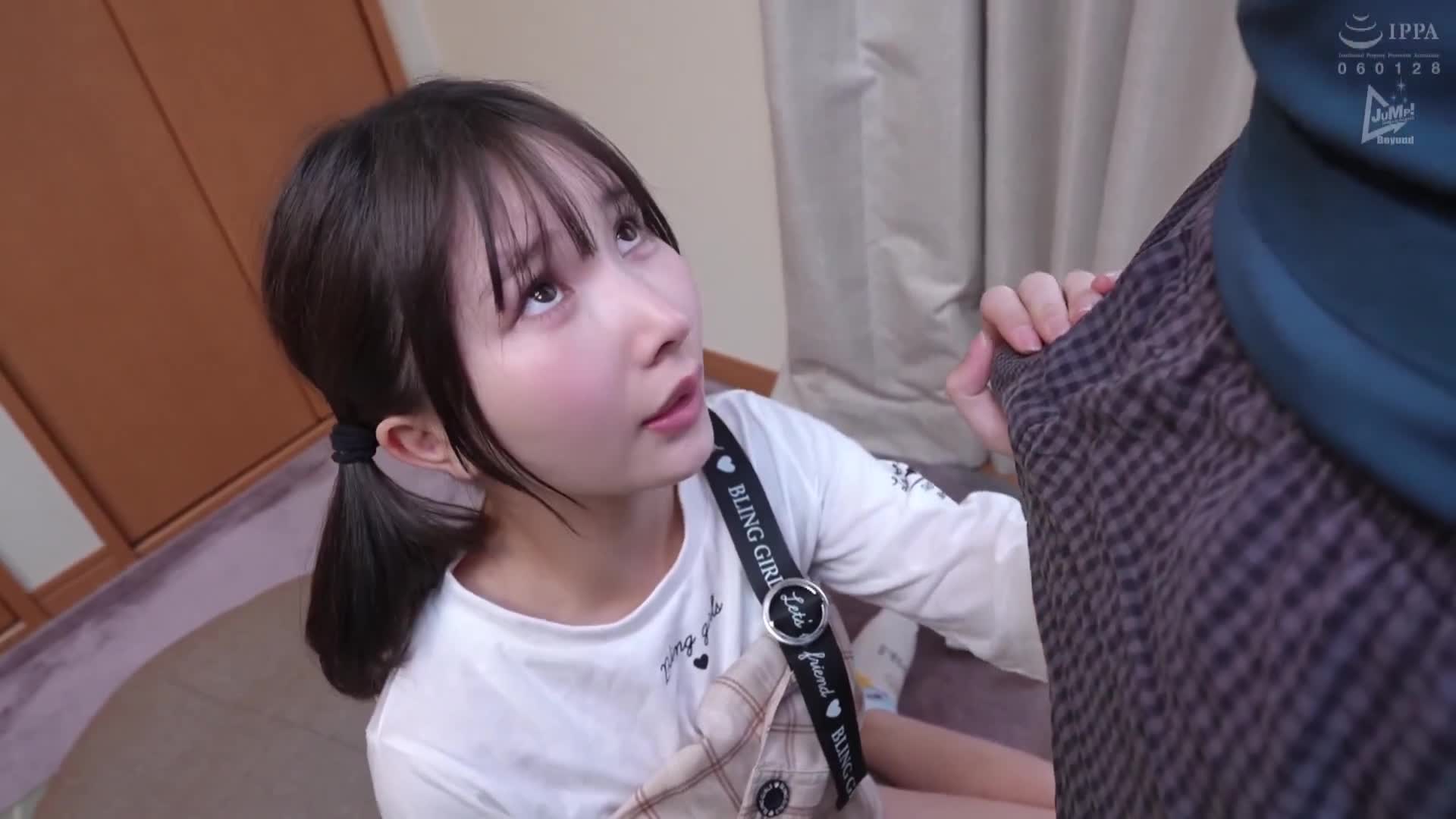 With my uncle. Yura Kana documents how a runaway woman who fought with her mother was tamed by her perverted father&#039;s throbbing cock - AV大平台-Chinese Subtitles, Adult Films, AV, China, Online Streaming