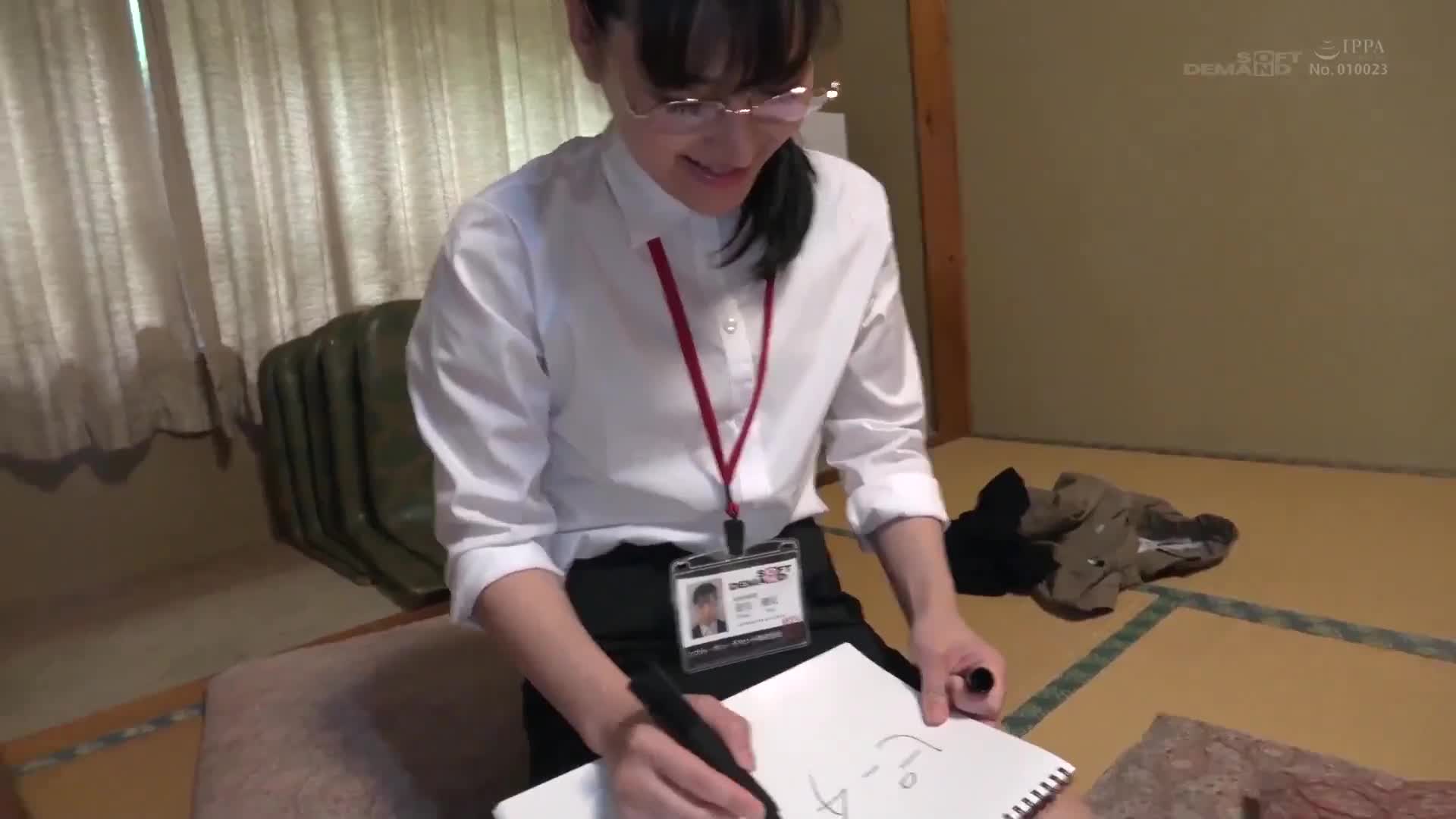 Thigh Harassment SOD 13 Female staff specializes in thigh work! Wrapping and tightening stimulation with soft, thick, healthy thighs &quot;It&#039;s not surprising that you wouldn&#039;t feel embarrassed about just... - AV大平台-Chinese Subtitles, Adult Films, AV, China, Online Streaming