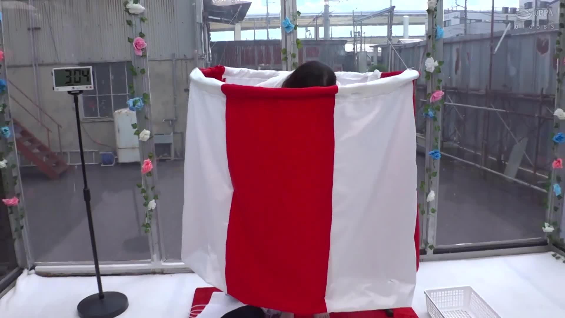 The magic mirror that shows your face. Exclusive for amateurs. Magic mirror. Female college students challenge to change into bikinis under the blue sky! 2 When the time is up, the big cock will be in... - AV大平台-Chinese Subtitles, Adult Films, AV, China, Online Streaming