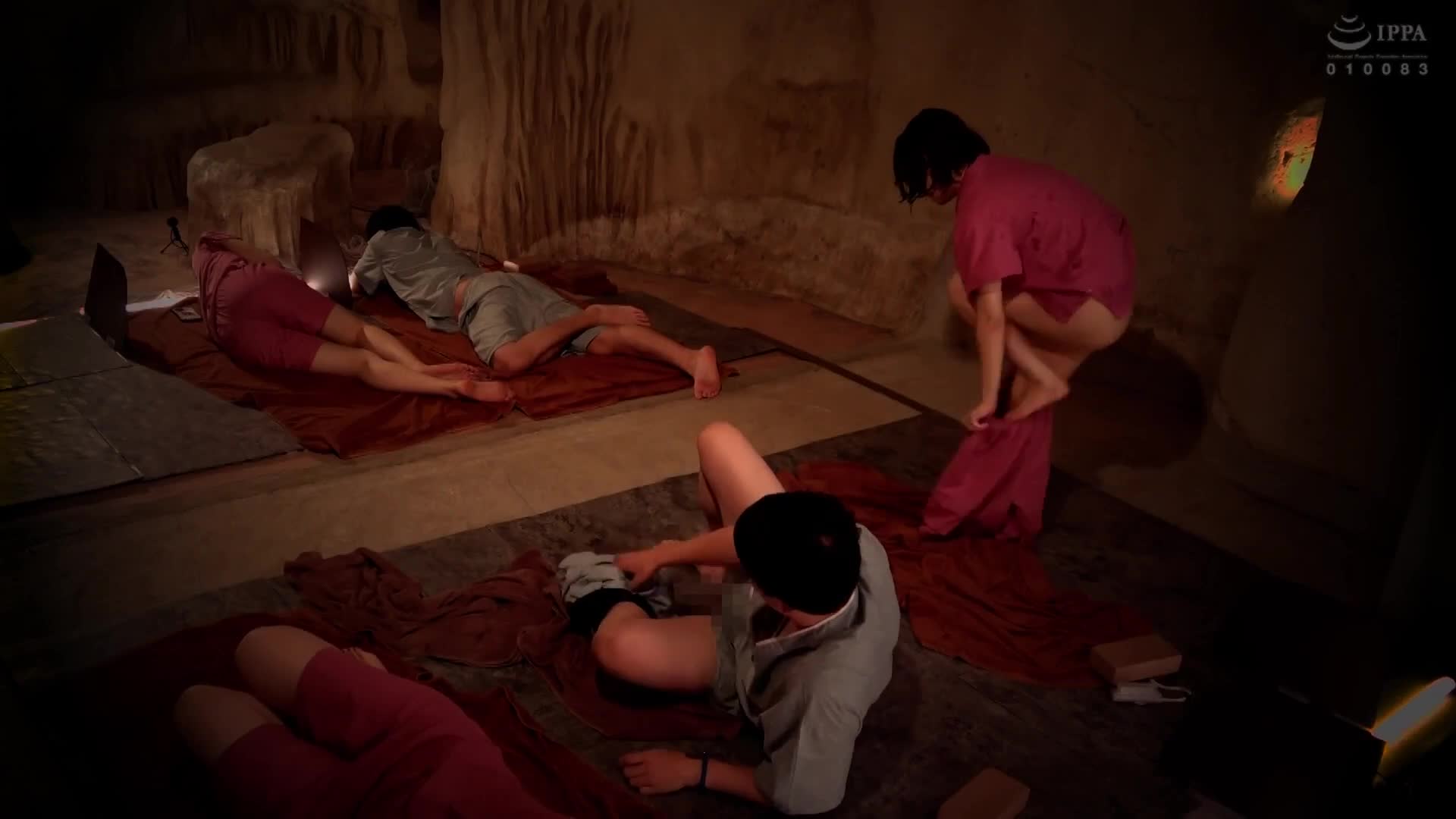 General men and women monitor AV. A busty female college student secretly performs a secret reverse NTR challenge in a rock bath. She secretly pulls it out without letting the girlfriend next to her n... - AV大平台-Chinese Subtitles, Adult Films, AV, China, Online Streaming