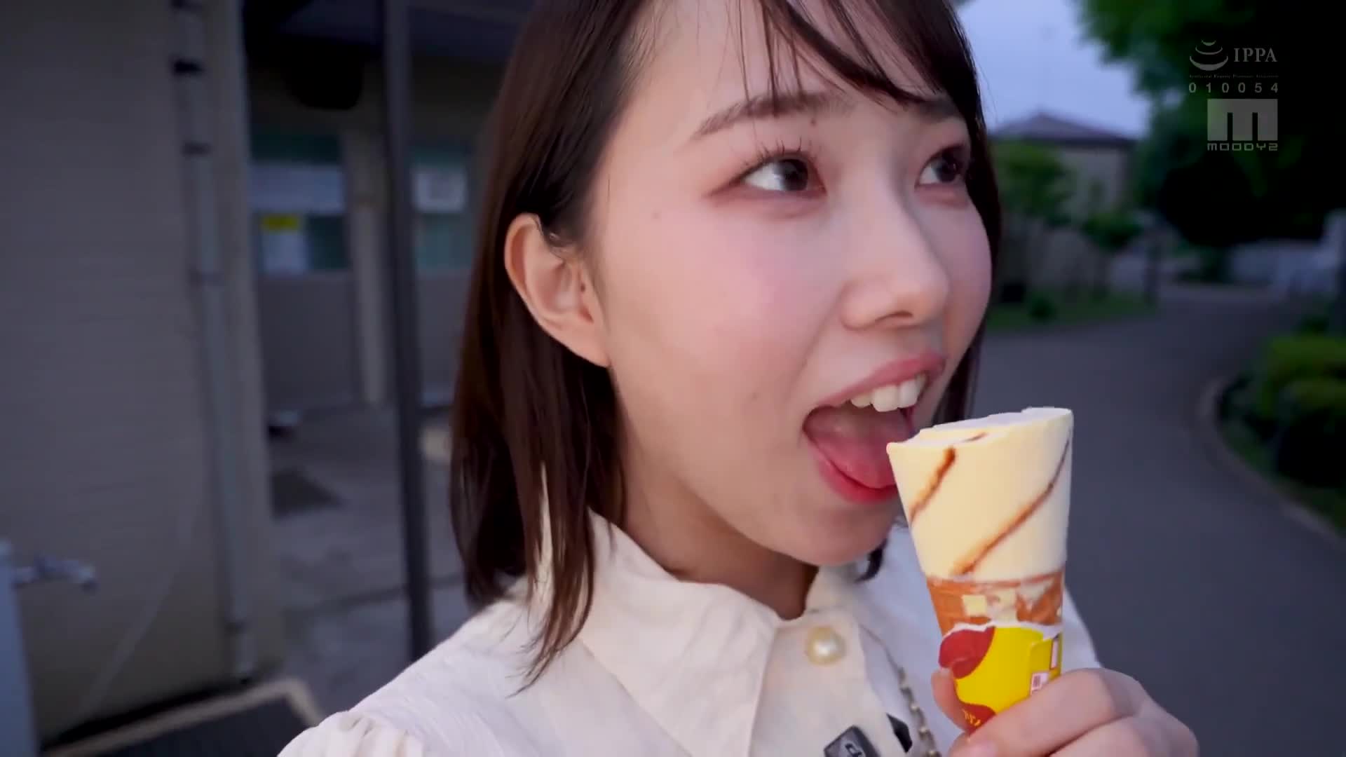 First experience with a giant cock: 3 consecutive shots of intimate sex from a subjective perspective while staring at it Anno Nomiya - AV大平台-Chinese Subtitles, Adult Films, AV, China, Online Streaming