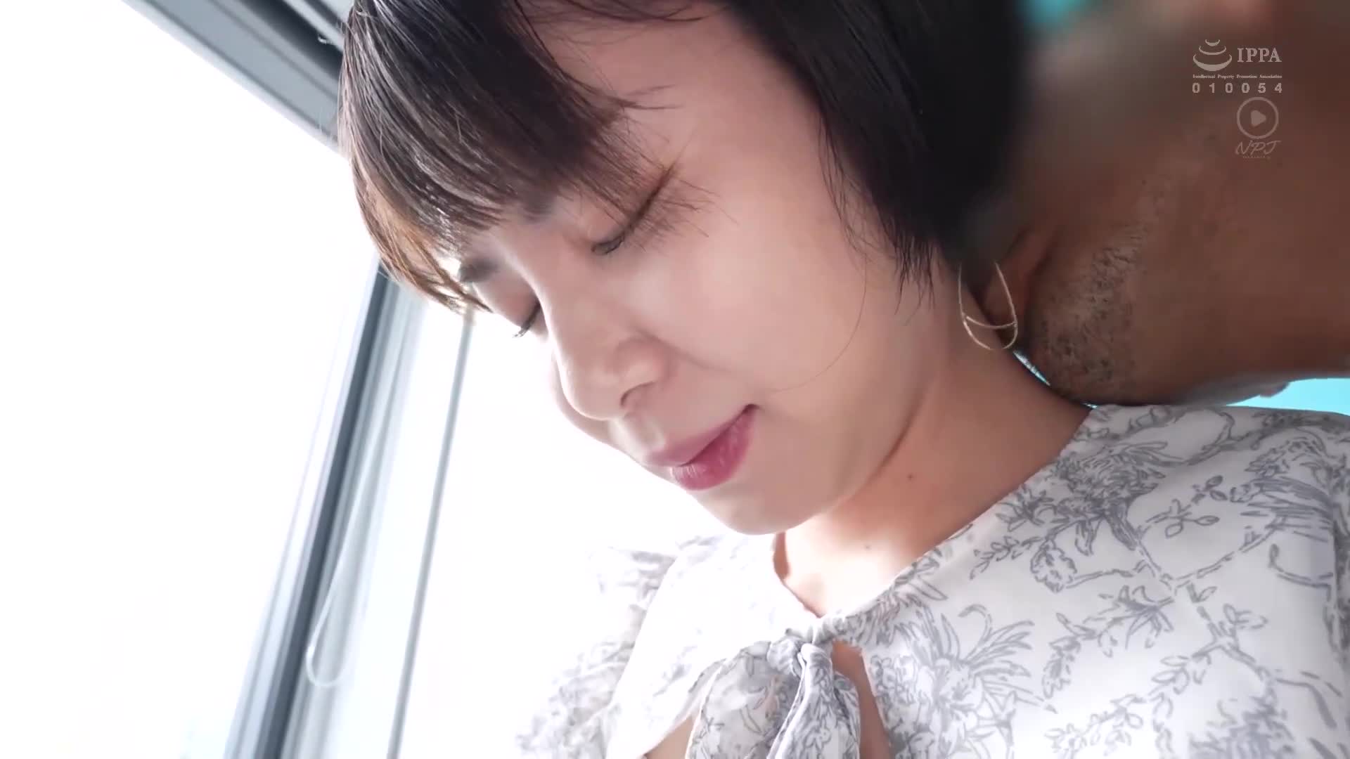 Successfully matched with a beautiful girl with short black hair who works in a high-end club in Ginza! A frivolous woman who can be easily caught. - AV大平台-Chinese Subtitles, Adult Films, AV, China, Online Streaming