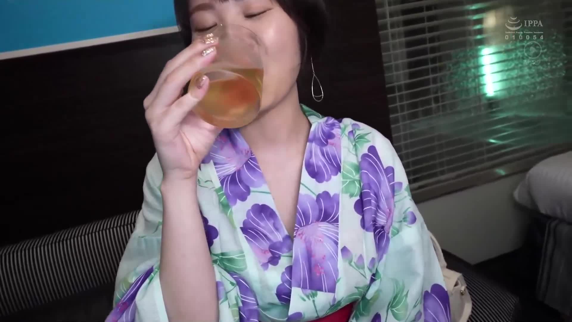 Successfully matched with a beautiful girl with short black hair who works in a high-end club in Ginza! A frivolous woman who can be easily caught. - AV大平台-Chinese Subtitles, Adult Films, AV, China, Online Streaming