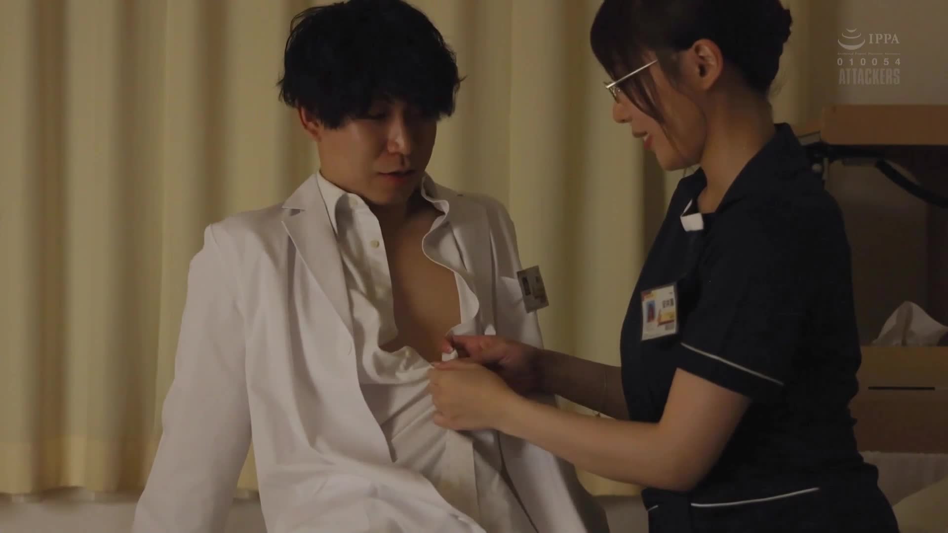 My one-month hospitalization record of being unable to use my hands and being ejaculated multiple times by a little devil in white Kaoru Anwei - AV大平台-Chinese Subtitles, Adult Films, AV, China, Online Streaming