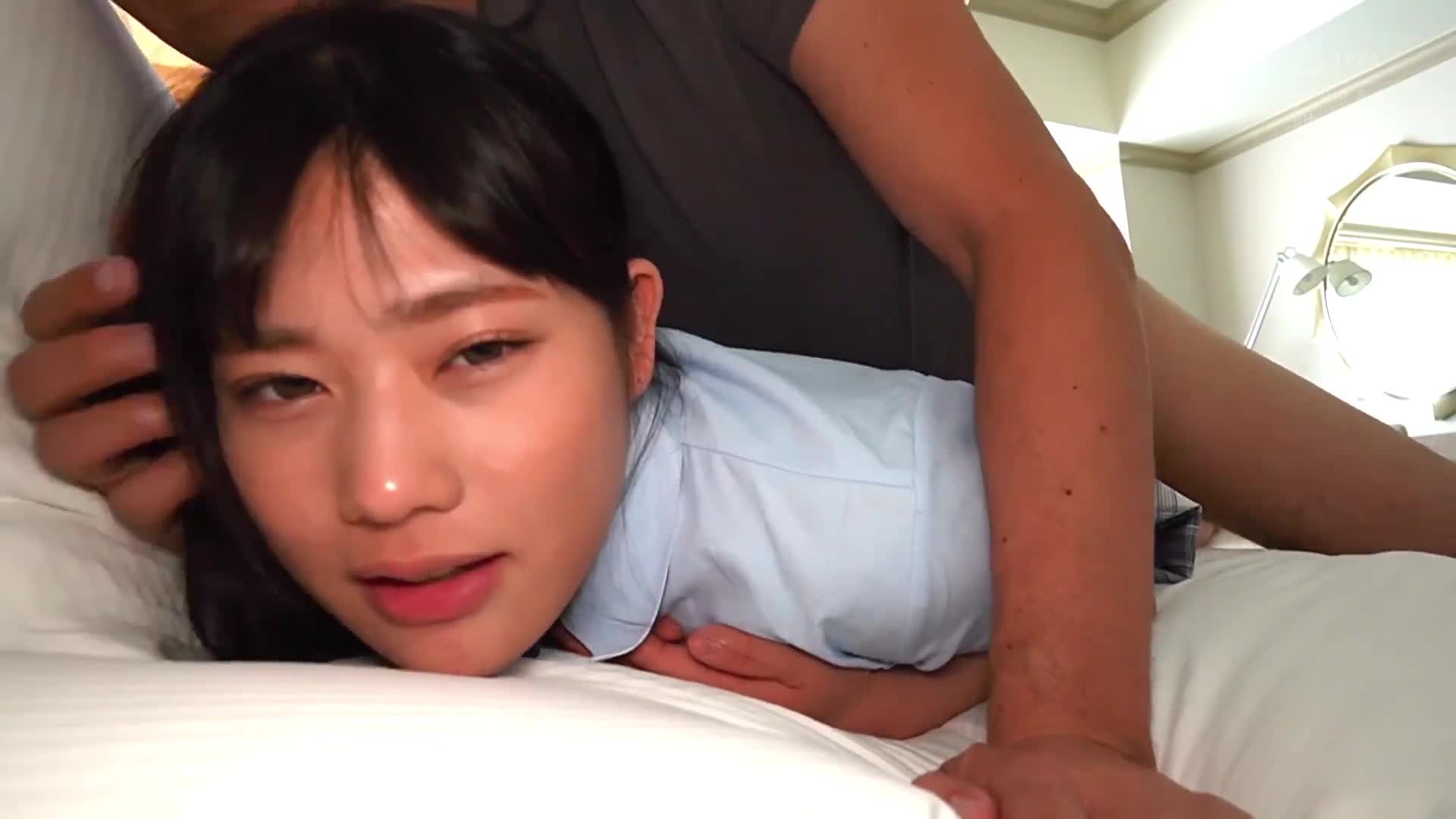 A girl in uniform who is about to grow taller secretly goes on a school trip to go on a date with her uncle who is from her father&#039;s generation. They have multiple creampie sex in the hotel and feel t... - AV大平台-Chinese Subtitles, Adult Films, AV, China, Online Streaming