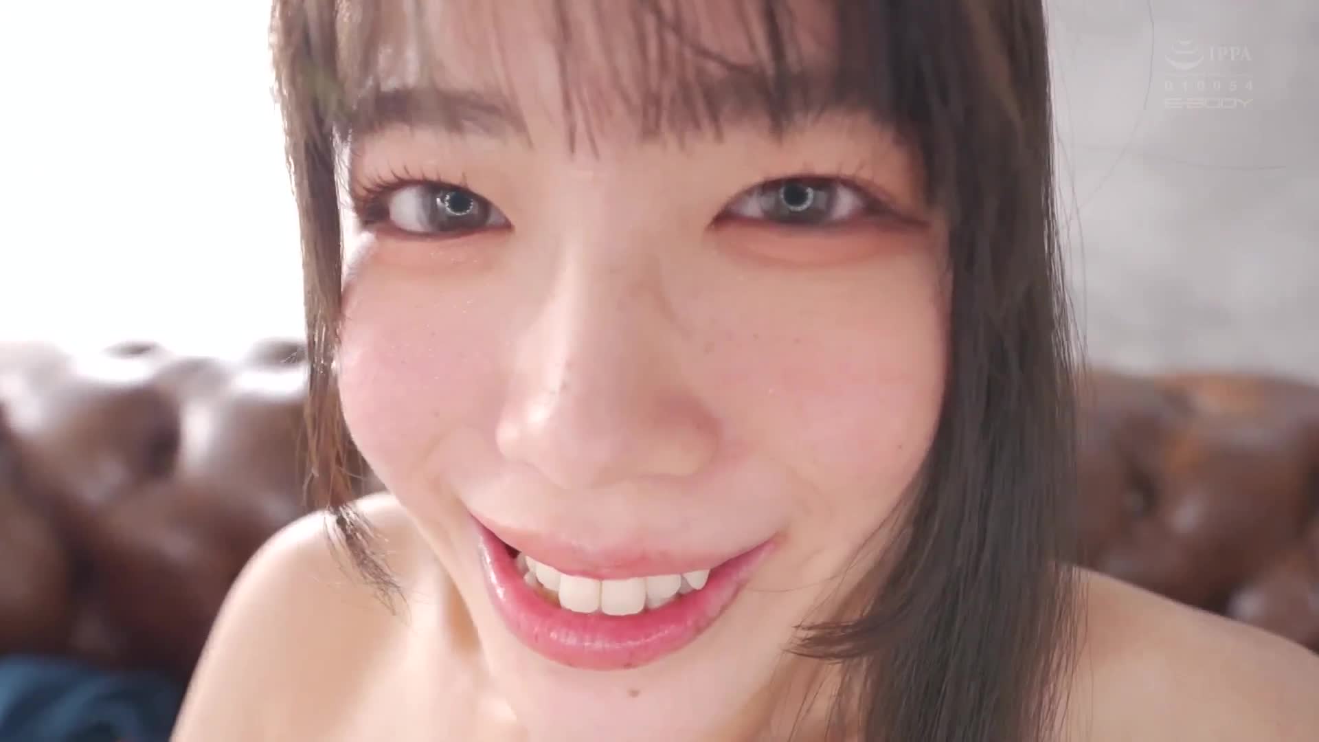 Height 165 cm, B90cm G cup, W54cm H86cm, the wearing sample pictures are too erotic, and the number of views is amazing. A tall, slim, big-breasted swimsuit model, a former childcare worker, made her... - AV大平台-Chinese Subtitles, Adult Films, AV, China, Online Streaming
