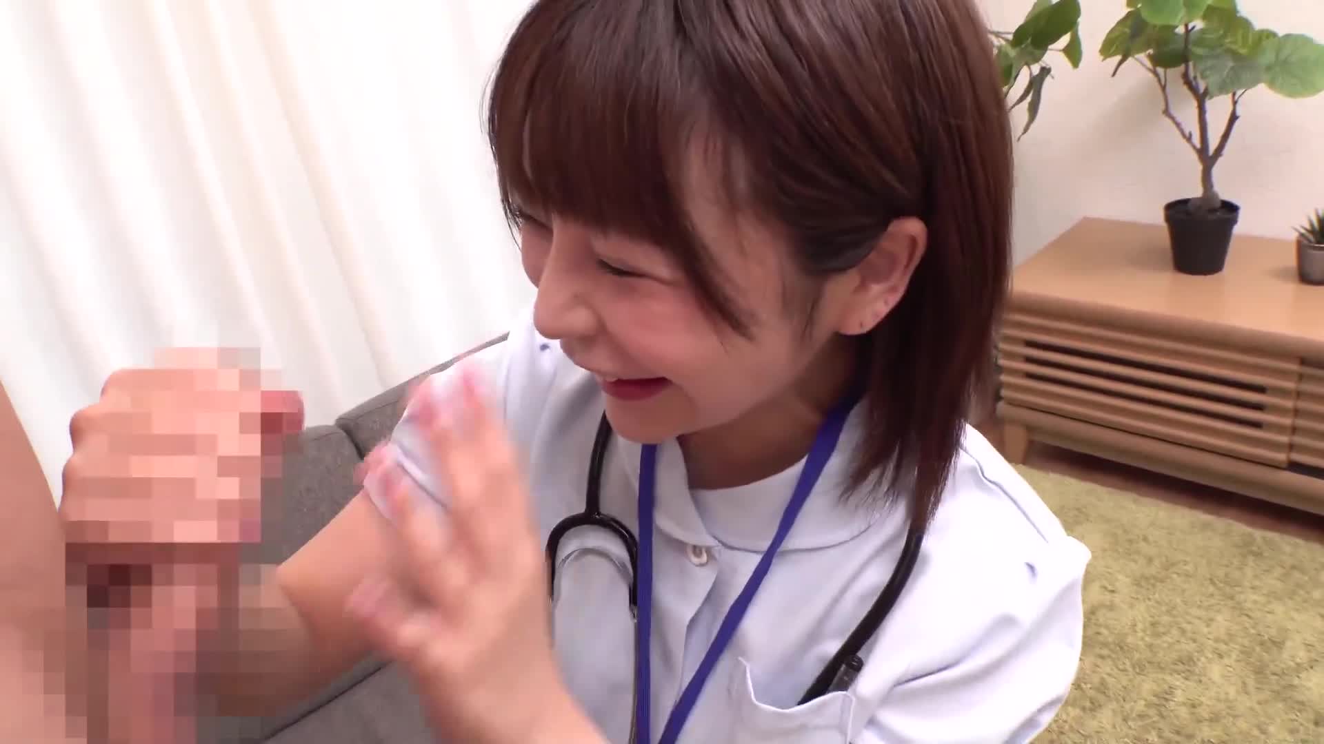 Please strip off my uncircumcised virgin penis!? Pick a very kind and angelic active nurse! Mother Rooster is so thick-skinned! The virgin cock was stripped off, blushing and in heat! Caress SEX gentl... - AV大平台-Chinese Subtitles, Adult Films, AV, China, Online Streaming