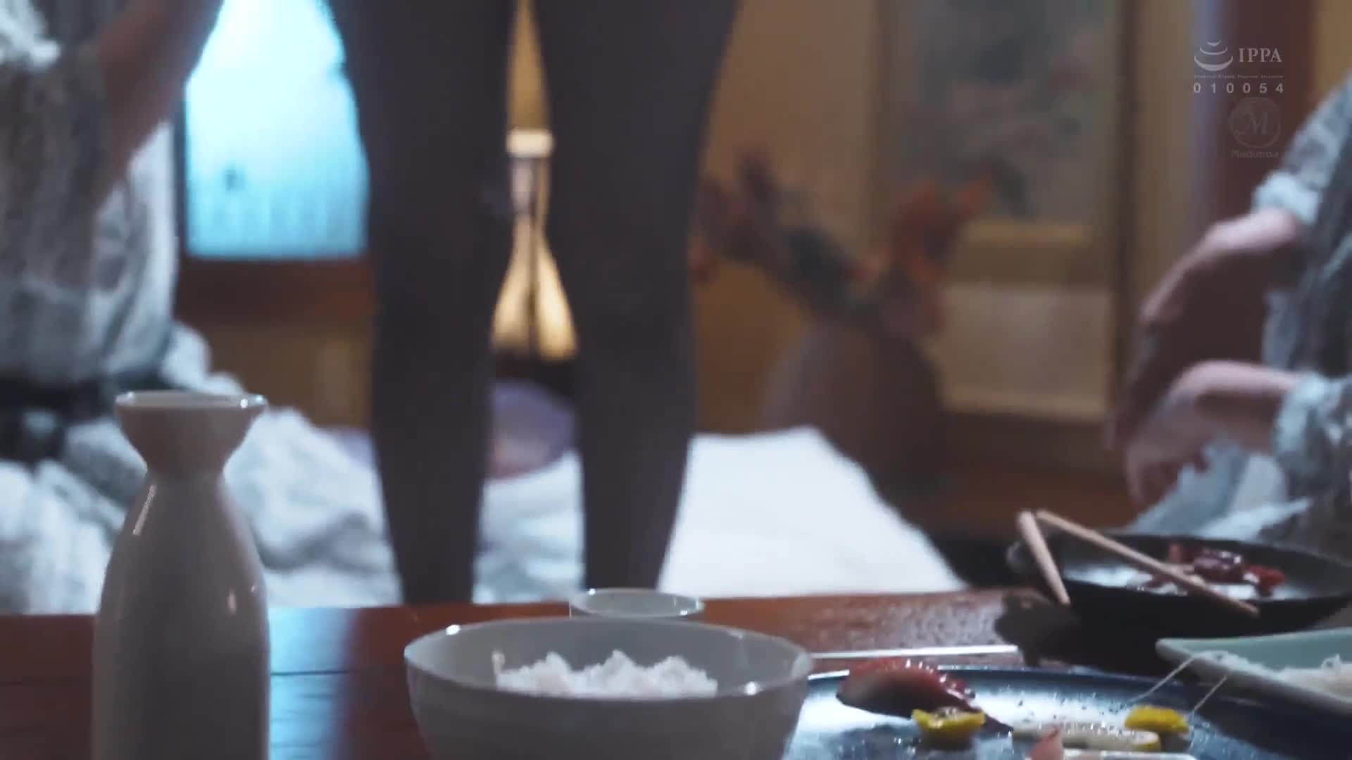 During the hot spring trip, a married woman employee turned into a sex toilet and the entire department was gang-raped. Matsuno Orchid - AV大平台-Chinese Subtitles, Adult Films, AV, China, Online Streaming
