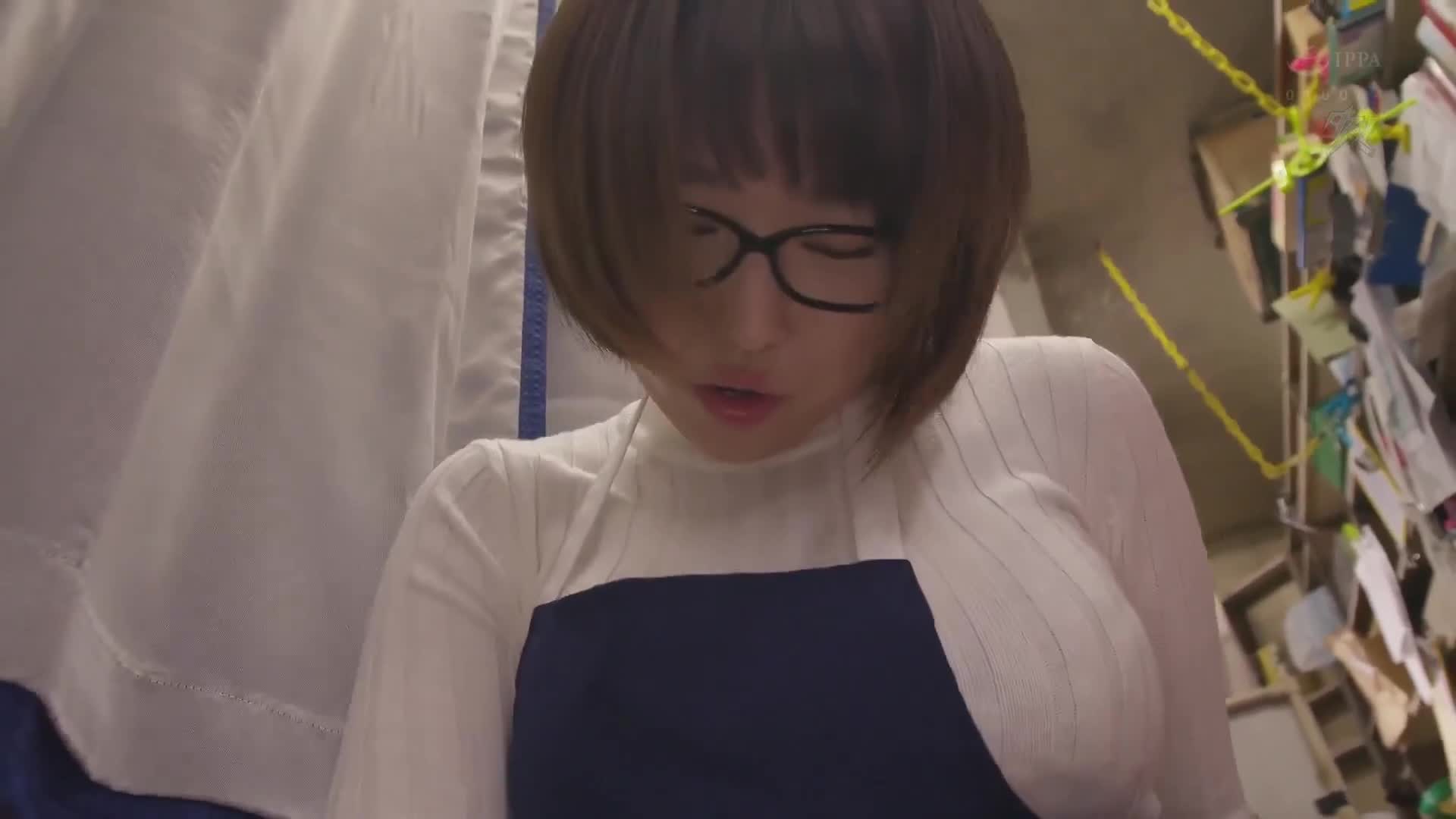 I&#039;m on the verge of suffocation and want to be pressed by the beautiful woman&#039;s private parts! Extreme Face Riding 100 Hits in a Row - AV大平台-Chinese Subtitles, Adult Films, AV, China, Online Streaming