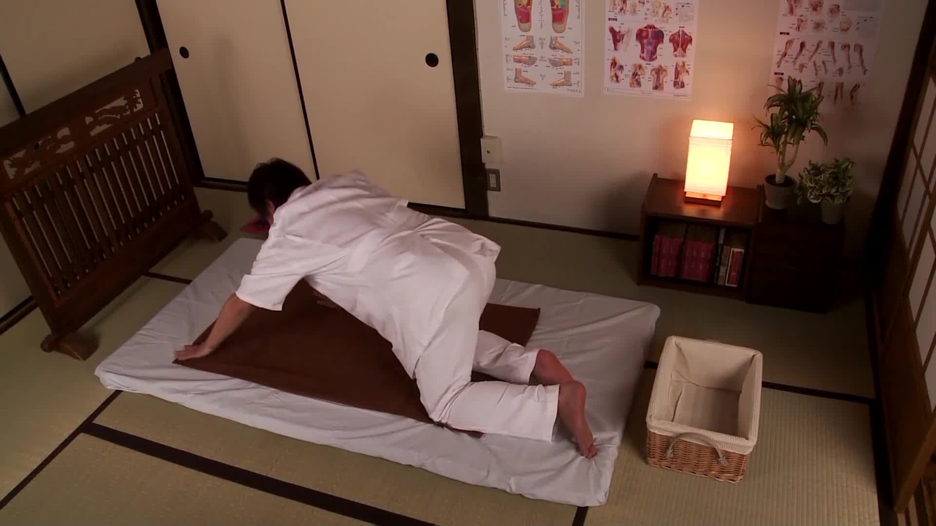 The reality of low-cost massage parlors targeting married women in business districts 3 - AV大平台-Chinese Subtitles, Adult Films, AV, China, Online Streaming