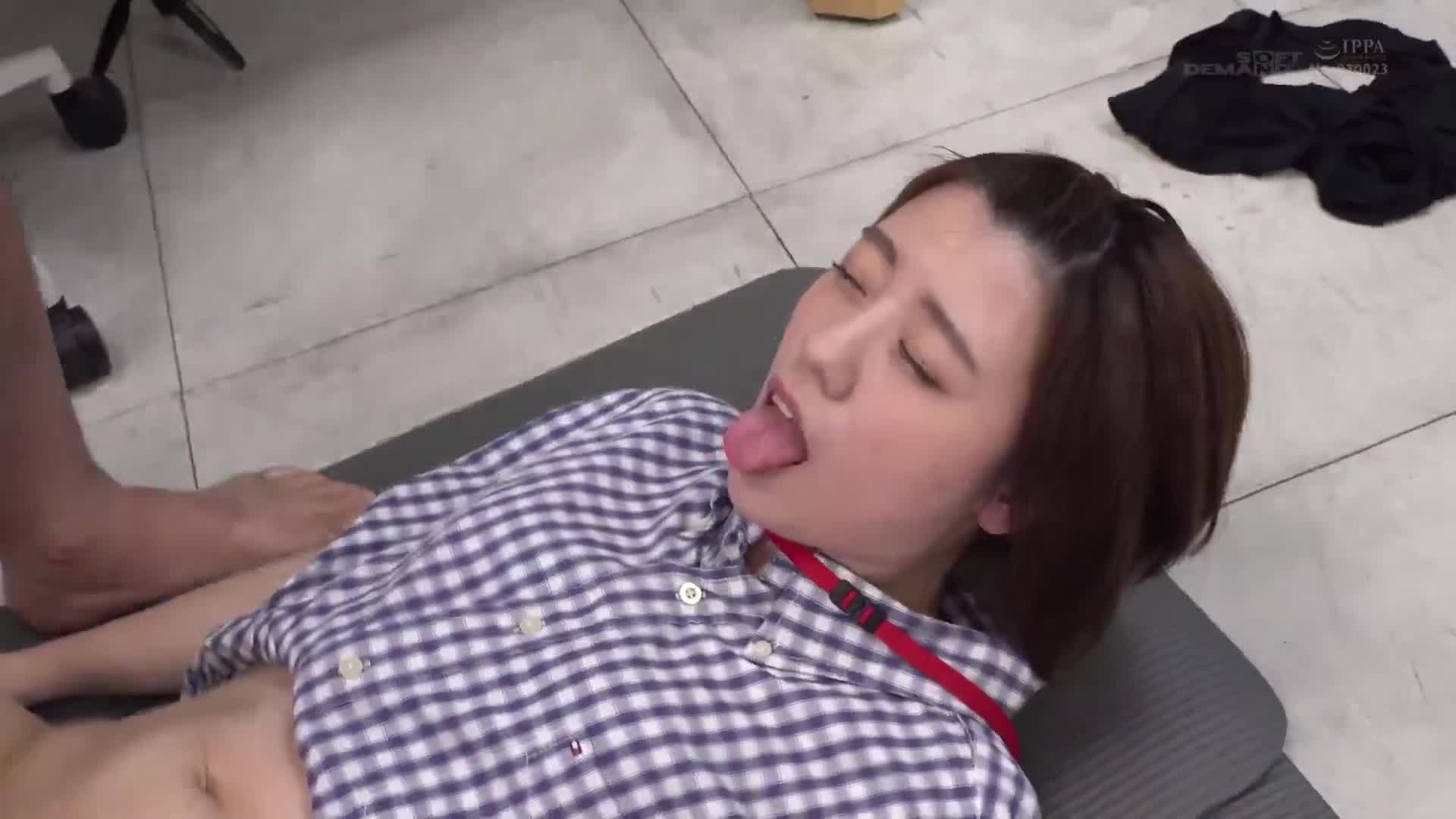 Pussy exposed! Semi-nude advertisement shameful work SOD female employee Production Department Yoshimi Nitta - AV大平台-Chinese Subtitles, Adult Films, AV, China, Online Streaming