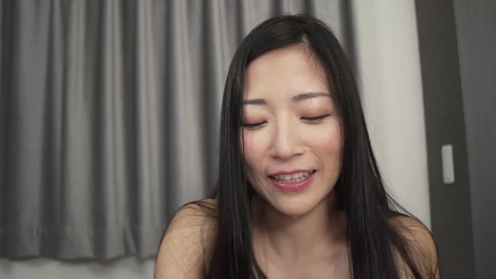 A documentary that exposes the instinctive orgasm. The gentle Kyushu celebrity wife uses a thick cock to go crazy in a passionate orgy of pleasure. Mimo Tojo - AV大平台-Chinese Subtitles, Adult Films, AV, China, Online Streaming