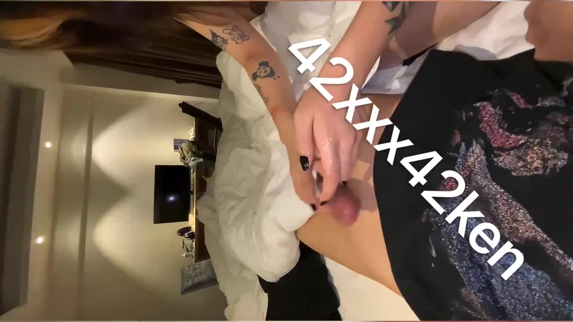 Lewd dialogue, Twitter training master kept a little humanoid bitch with a face showing her face. She has a good body and good looks. She takes various sex and lewd selfies on a daily basis. - AV大平台-Chinese Subtitles, Adult Films, AV, China, Online Streaming