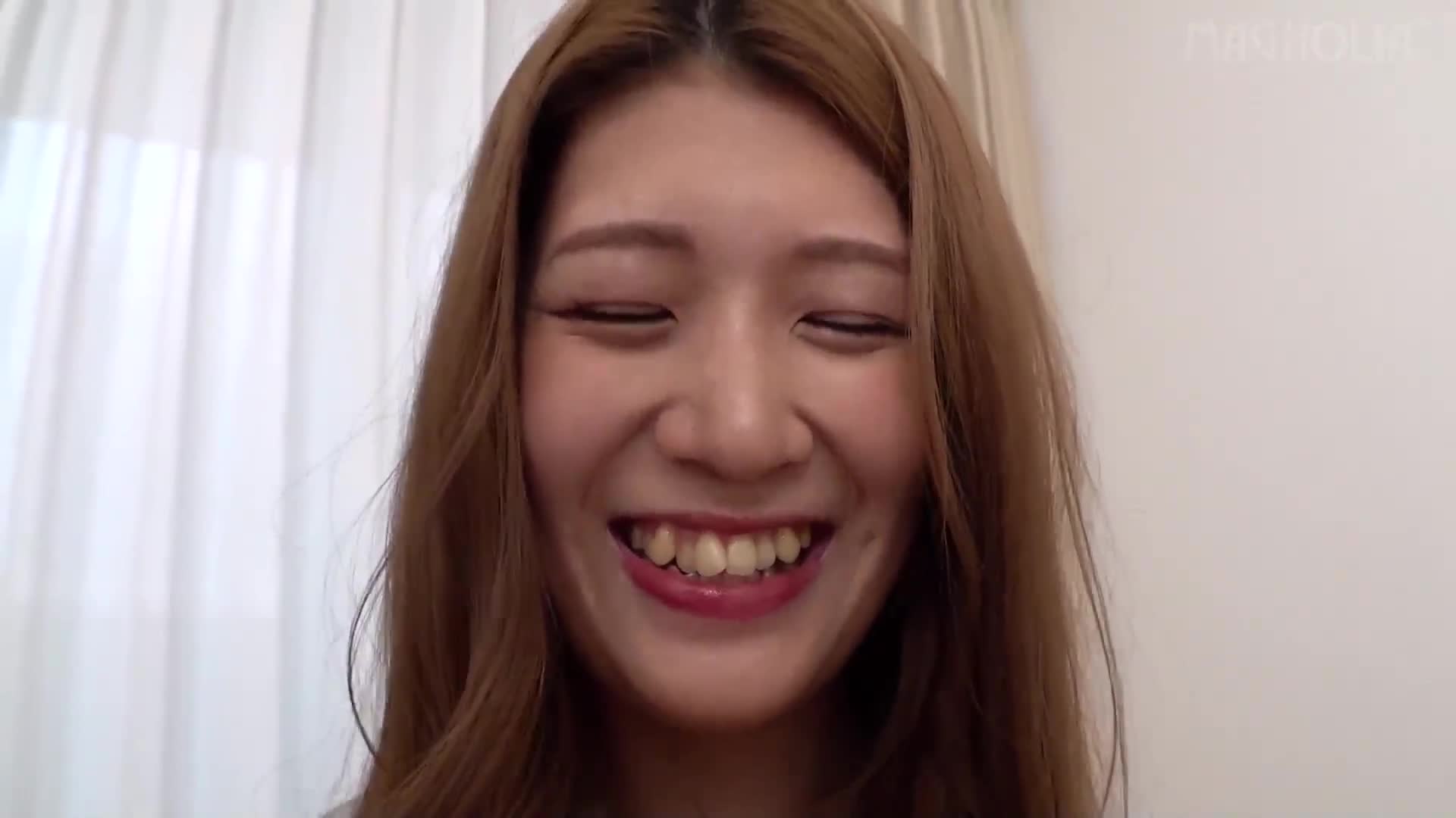 A young busty wife tried to guess her husband&#039;s cock by giving her a blowjob with the cocks lined up side by side!! A sex-starved married woman with a child tasted a lot of cocks... and all of a sudde... - AV大平台-Chinese Subtitles, Adult Films, AV, China, Online Streaming