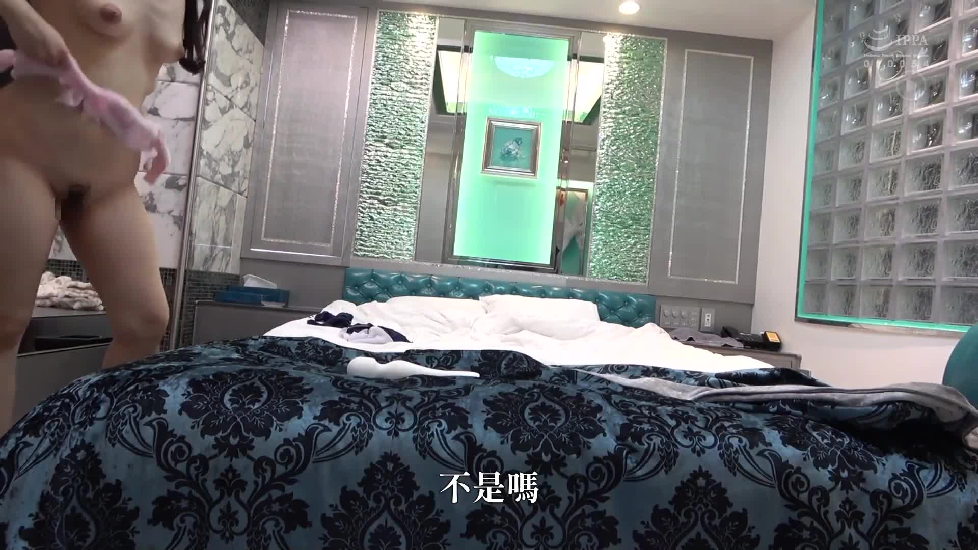 [VIP On Demand]  It&#039;s better to shoot in a hotel with the lights on than on the street. The plump and sexy BODY girl who volunteers to be an internet celebrity in the cross-dressing photo shoot! Take off your clothes!... - AV大平台-Chinese Subtitles, Adult Films, AV, China, Online Streaming