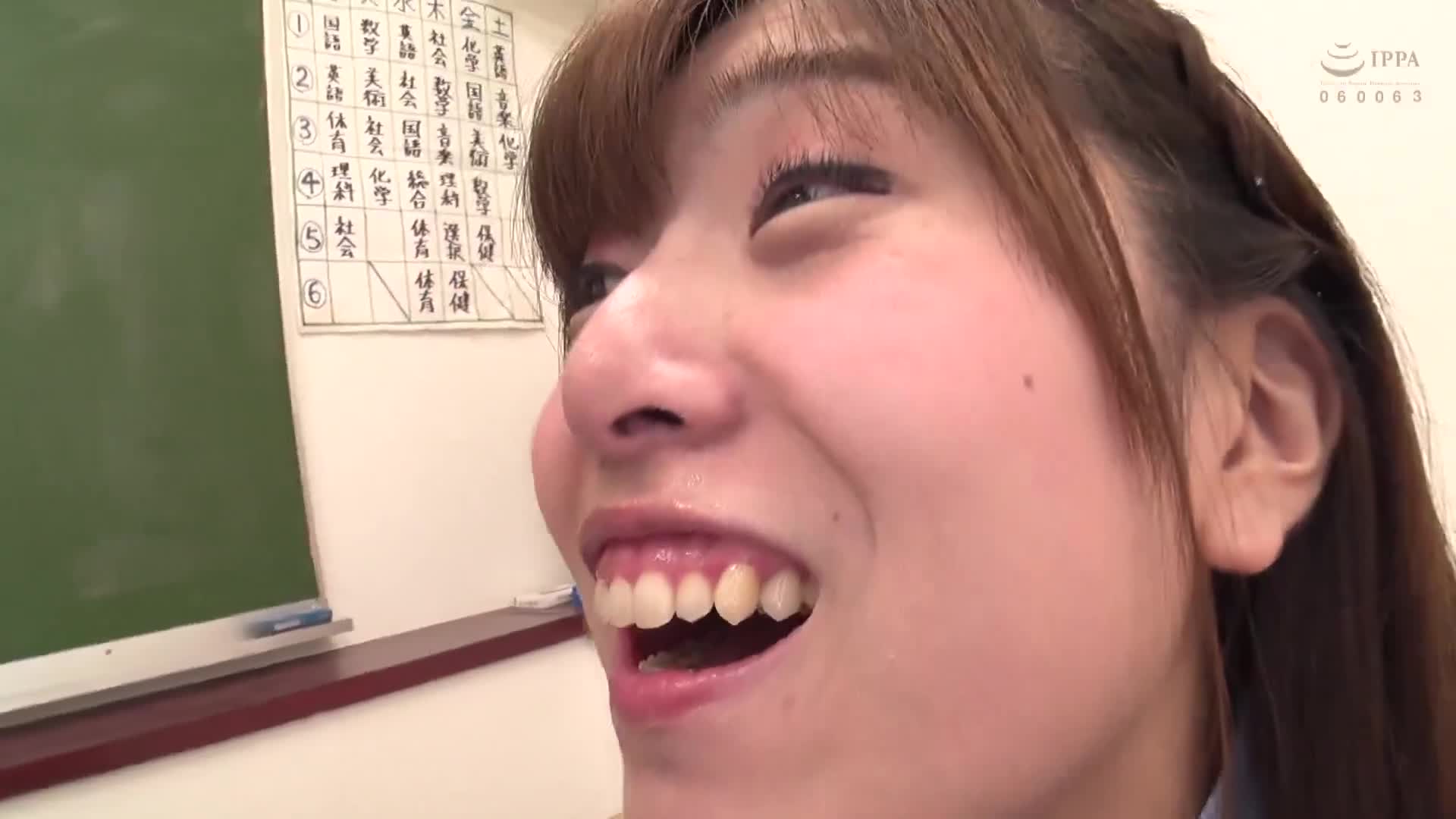 Lesbians smell each other&#039;s bad breath and lick each other&#039;s noses - AV大平台-Chinese Subtitles, Adult Films, AV, China, Online Streaming