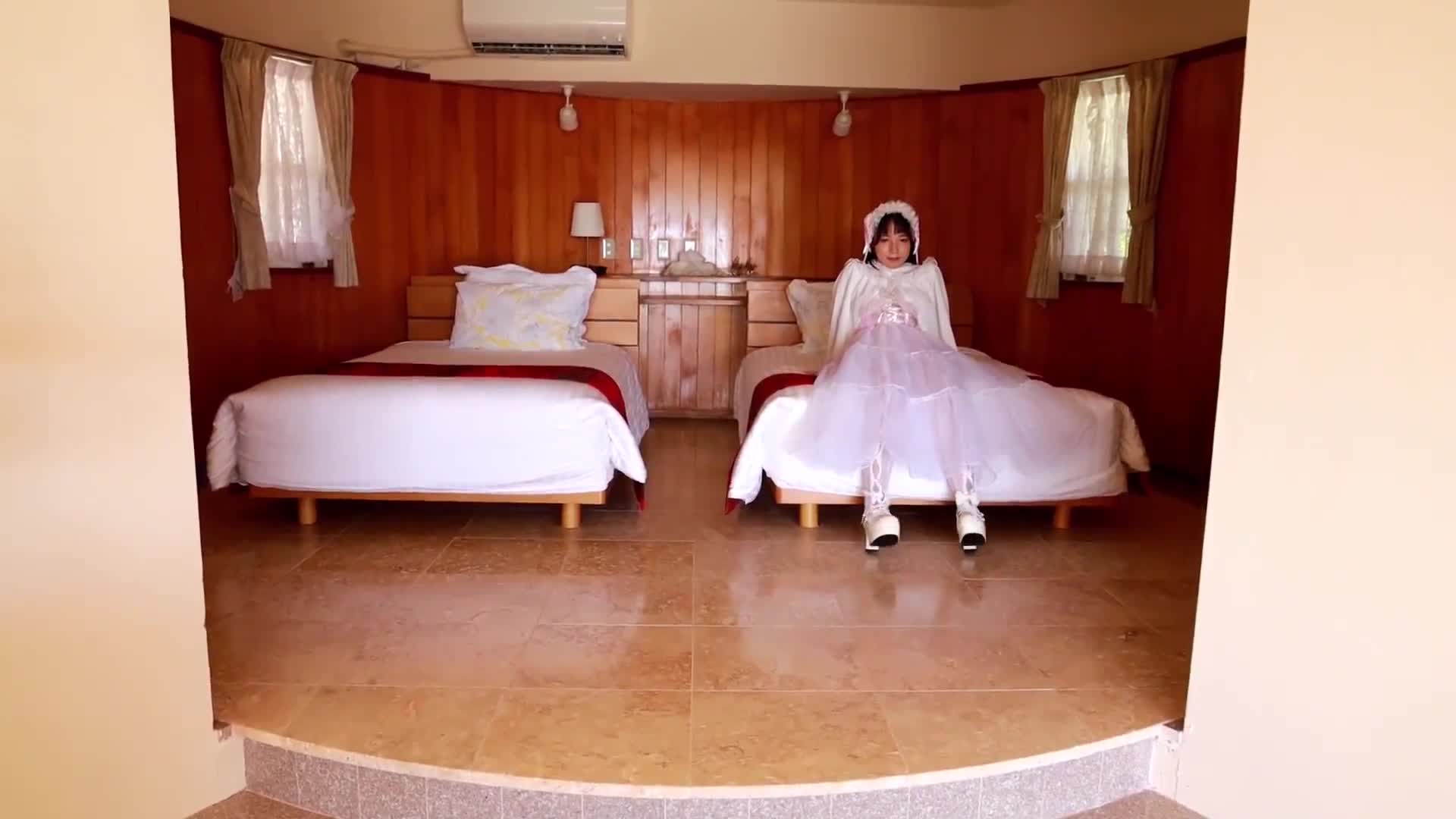 From remote parts of Europe. Pick up an 18 year old amateur girl and take her home! #AV debut #blowjobfest #massage #runawaygirl #whitegirl #18yearsold #electricmassager #cum #pussyfarting Alice Zafer - AV大平台-Chinese Subtitles, Adult Films, AV, China, Online Streaming