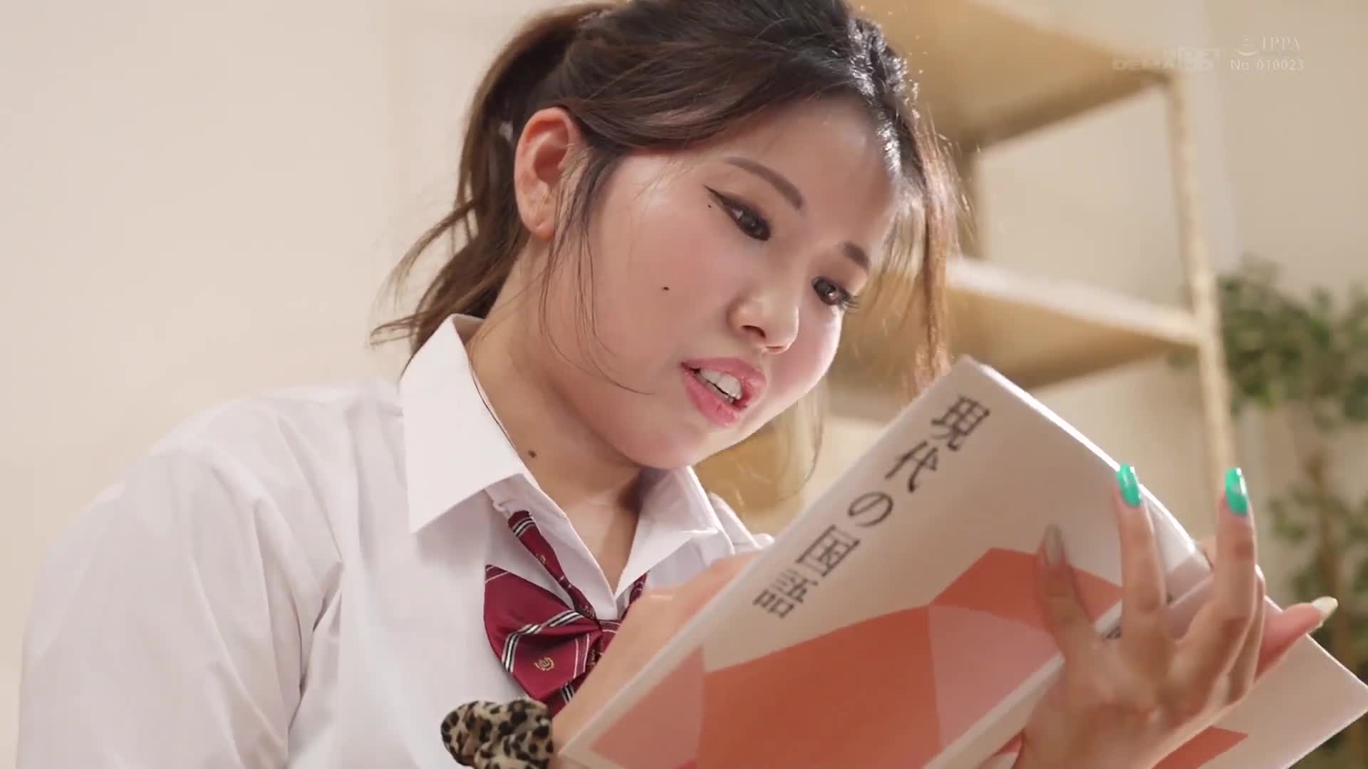 Licking in school: Schoolgirls forced to press their genitals against a sudden &#039;face&#039; - AV大平台-Chinese Subtitles, Adult Films, AV, China, Online Streaming