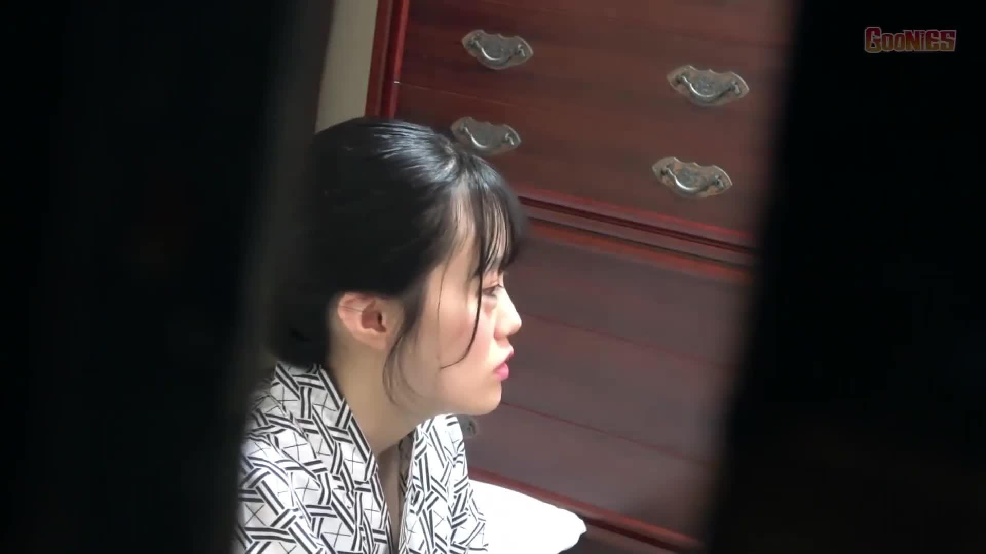 [Plump big breasts][Slender beauty][Fair big breasts][Baby-faced beauty][Small-breasted sister] An accident occurred at a hot spring hotel on a business trip... The company&#039;s mistake! ? What bothers m... - AV大平台-Chinese Subtitles, Adult Films, AV, China, Online Streaming