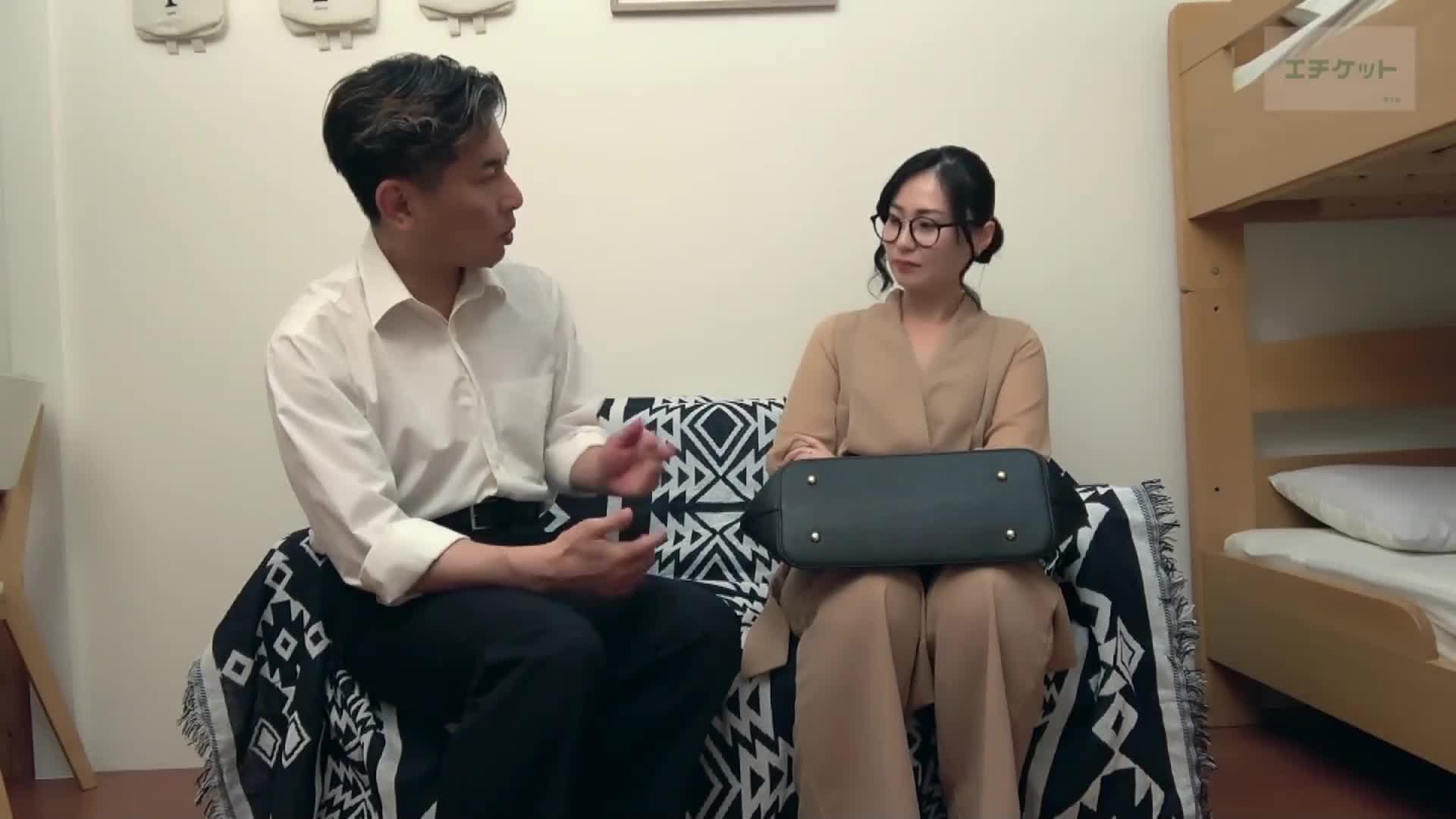 [Young Wife Kurumi (pseudonym)] Catch the young wife returning home from the school orientation! Whether your son can pass depends on your physical condition. - AV大平台-Chinese Subtitles, Adult Films, AV, China, Online Streaming