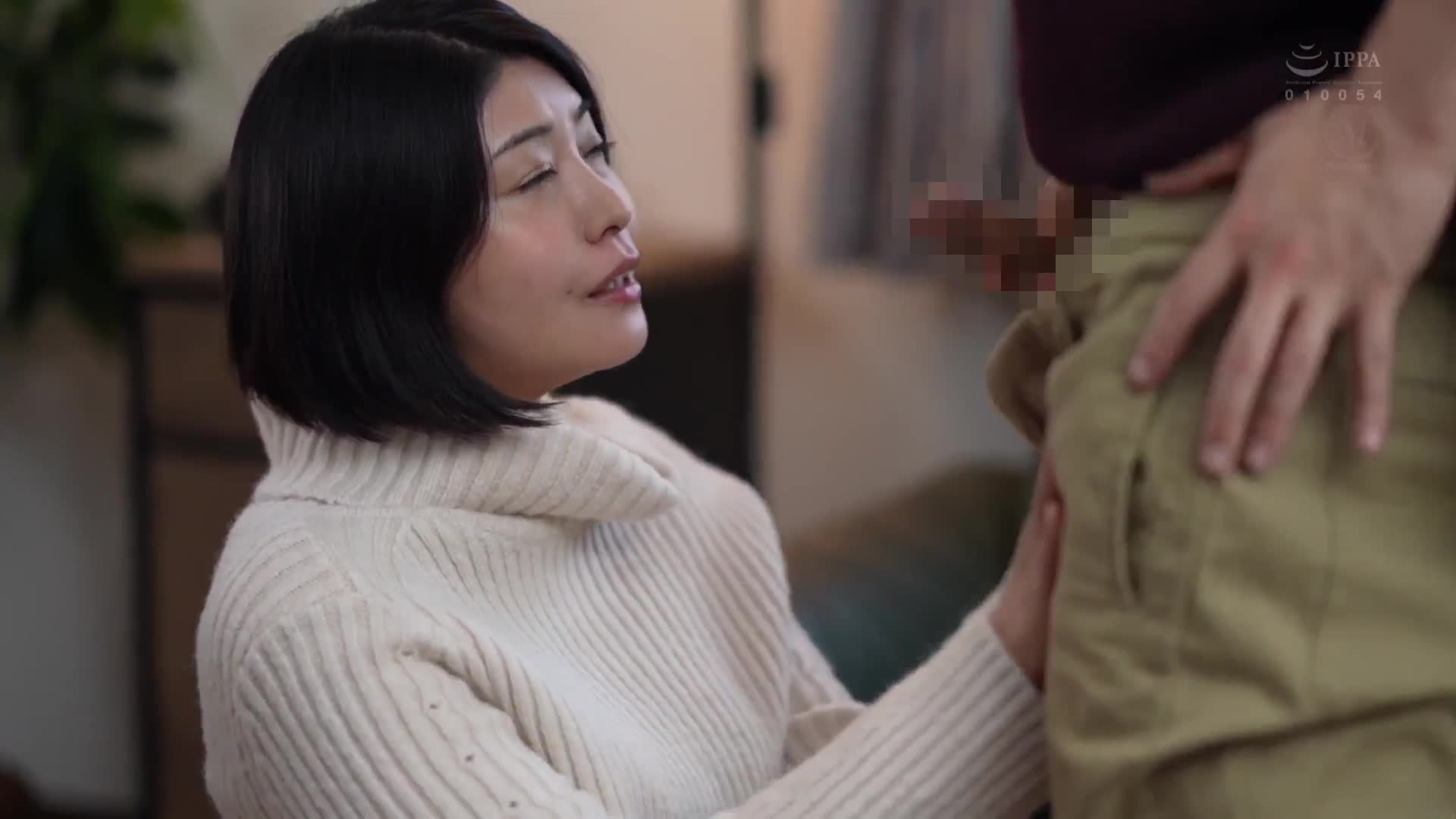 In the old home where all the family members have left, she spent the days of incest with her mother - Miki Akai - AV大平台-Chinese Subtitles, Adult Films, AV, China, Online Streaming