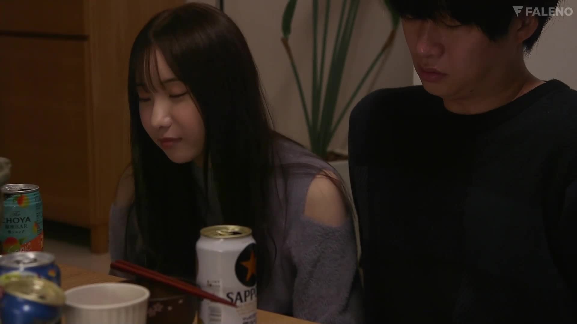 Being played with by the little devil girlfriend&#039;s friend&#039;s nipples all night long and eaten as a snack at the hot pot party NTR Hui Liankong - AV大平台-Chinese Subtitles, Adult Films, AV, China, Online Streaming