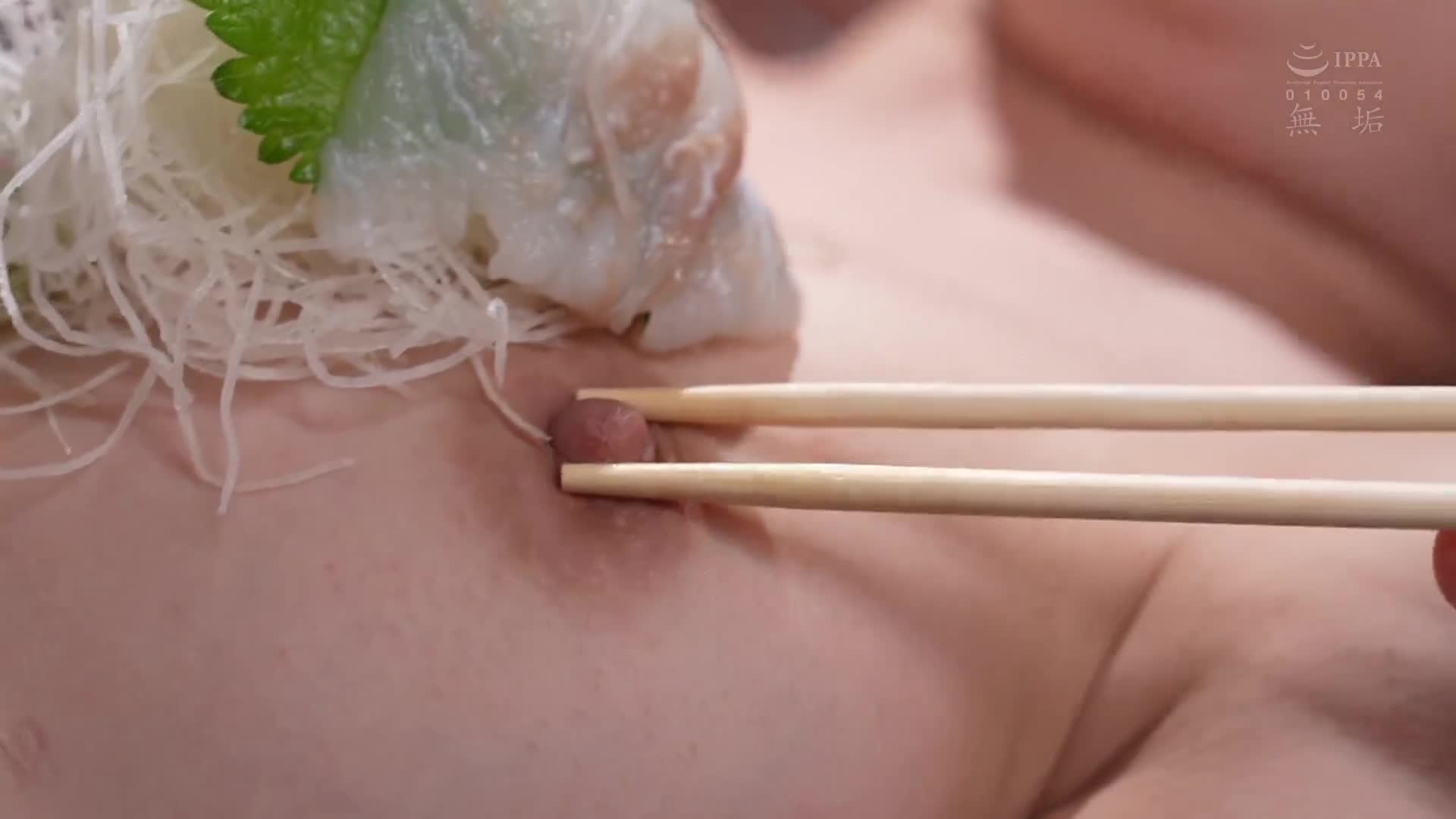 Hot Spring Gang Tour: Towa Senkawa, a local girl, is repeatedly raped and orgasmed by the sweaty, masculine piston of an ugly old man - AV大平台-Chinese Subtitles, Adult Films, AV, China, Online Streaming