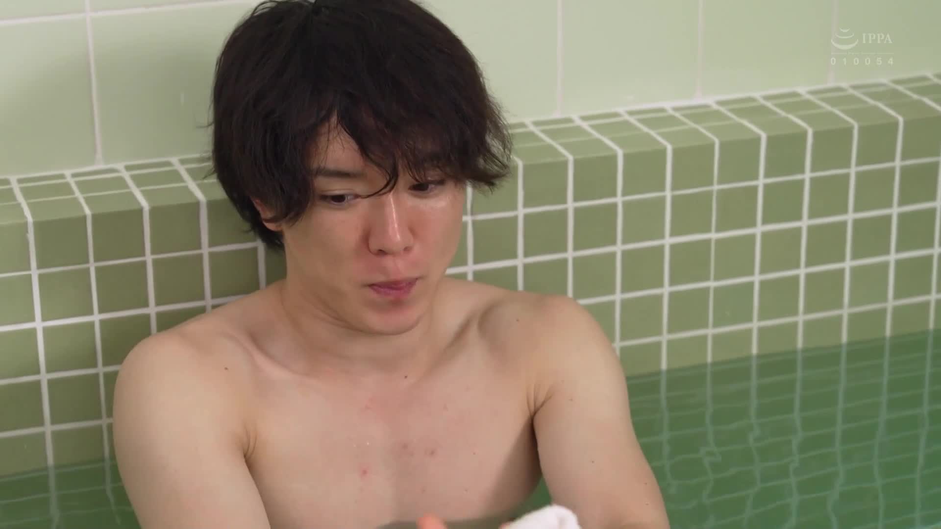 The massage technique of Ms. Peach, the mother of a relative, is too erotic…. The story of going to the hot spring every night and even having sex in the end. Peach - AV大平台-Chinese Subtitles, Adult Films, AV, China, Online Streaming