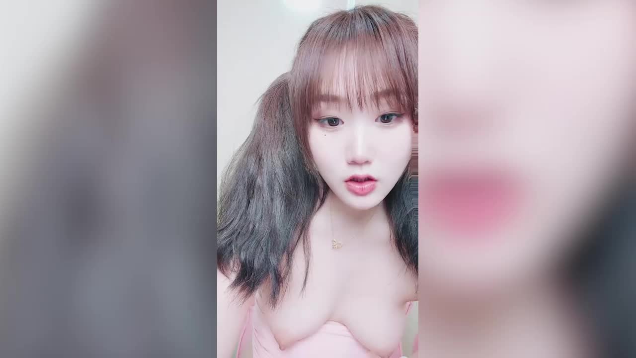 The most beautiful pussy 18 white tiger tender girl, not broadcast for a while, back, top beautiful buttocks twisting, concave and convex glass rod inserted into the pink pussy, toilet masturbation sp... - AV大平台-Chinese Subtitles, Adult Films, AV, China, Online Streaming