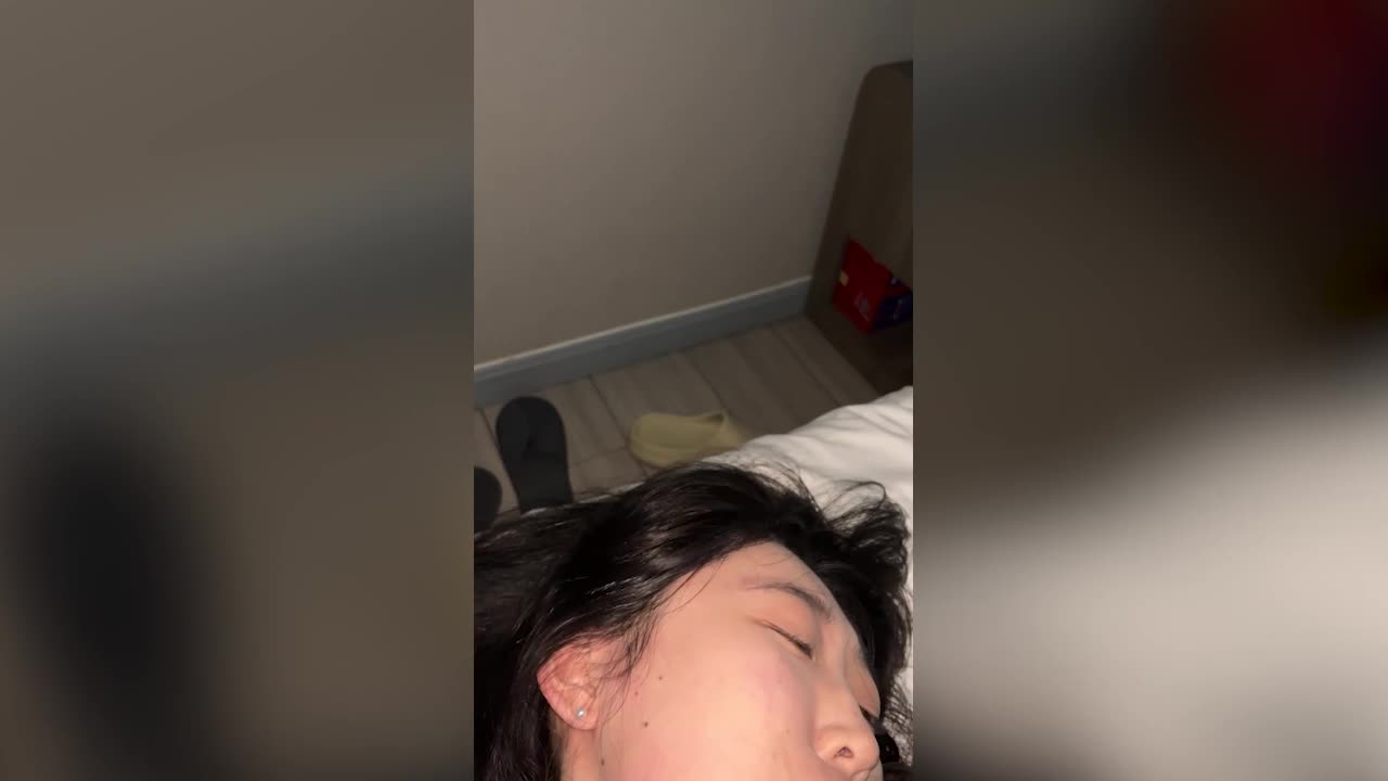 Super beautiful college couple self-filmed sex video leaked - AV大平台-Chinese Subtitles, Adult Films, AV, China, Online Streaming