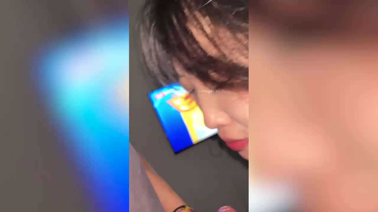 Super beautiful college couple self-filmed sex video leaked - AV大平台-Chinese Subtitles, Adult Films, AV, China, Online Streaming