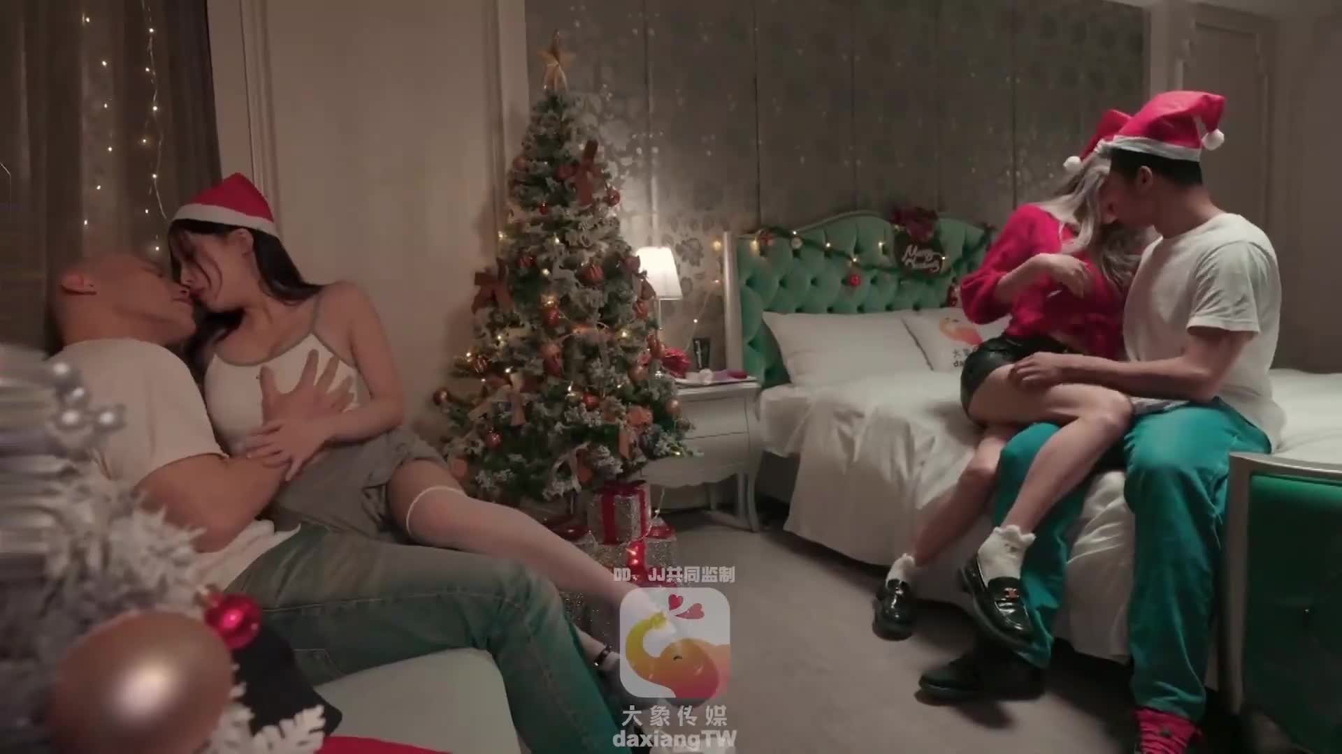 Slutty husband and wife exchange love for Christmas! 4P competition with long legs - Aiyou. Zhiyan - AV大平台-Chinese Subtitles, Adult Films, AV, China, Online Streaming