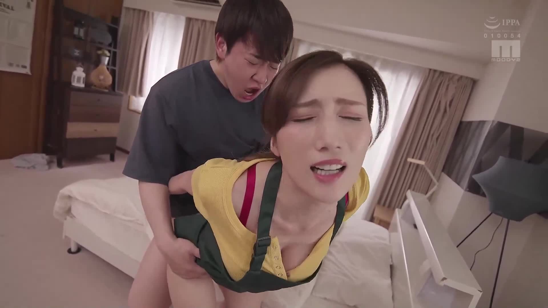 Ms. Yurie is a housekeeper who can help with any housework. She also provides additional services and takes care of the private parts of a J-cup beauty. JULIA - AV大平台-Chinese Subtitles, Adult Films, AV, China, Online Streaming